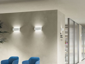 Светодиодный настенный светильник