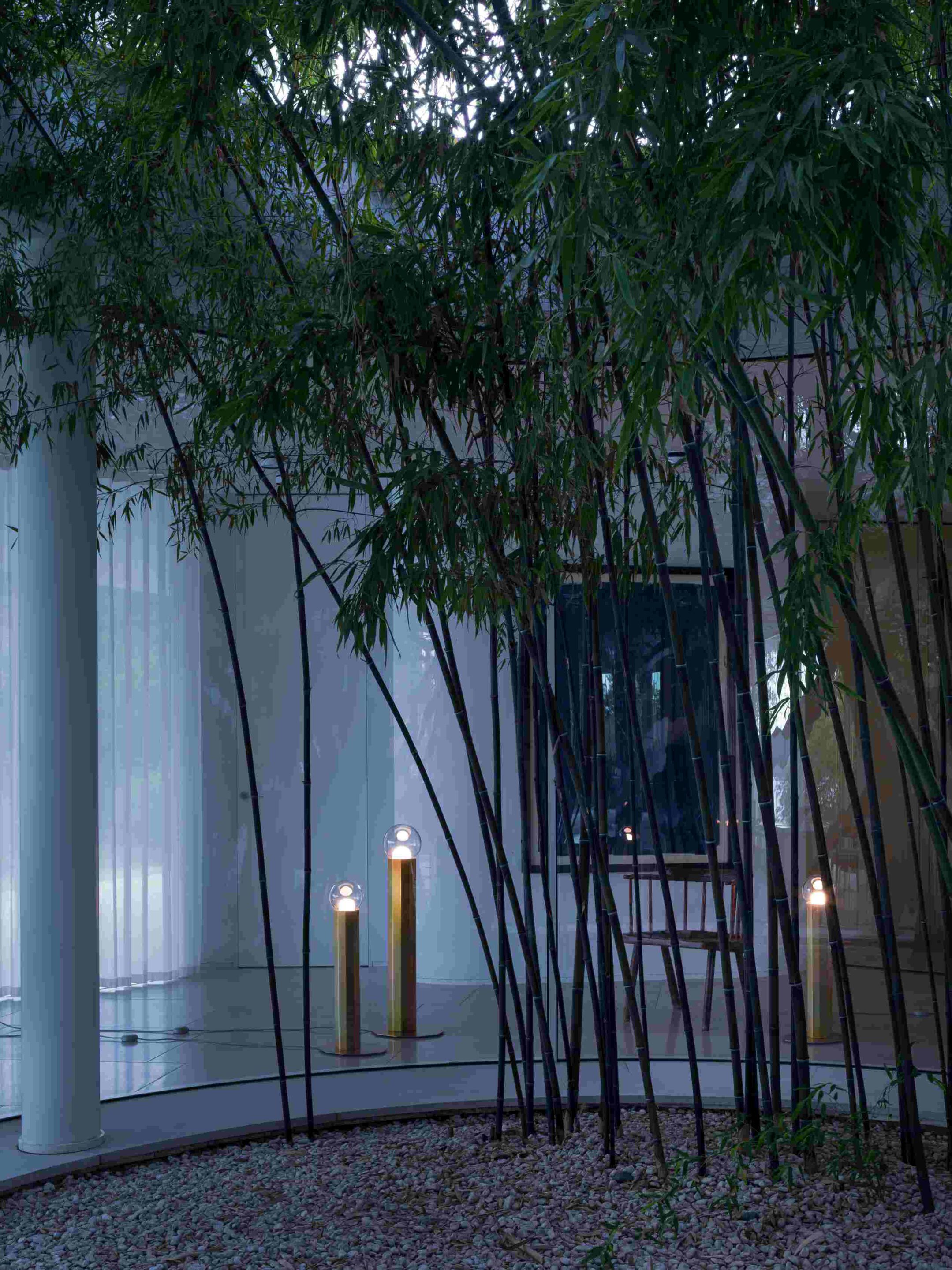 Светодиодный торшер из выдувного стекла и металла BROKIS Prisma ARCH-00031038 - Вид №5