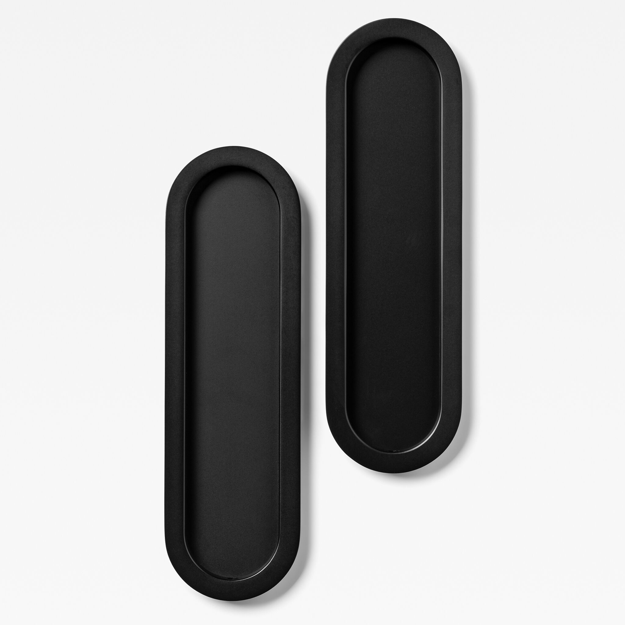 Латунная утопленная ручка Lo & Co Interiors Flush Pull ARCH-00072364 - Вид №3