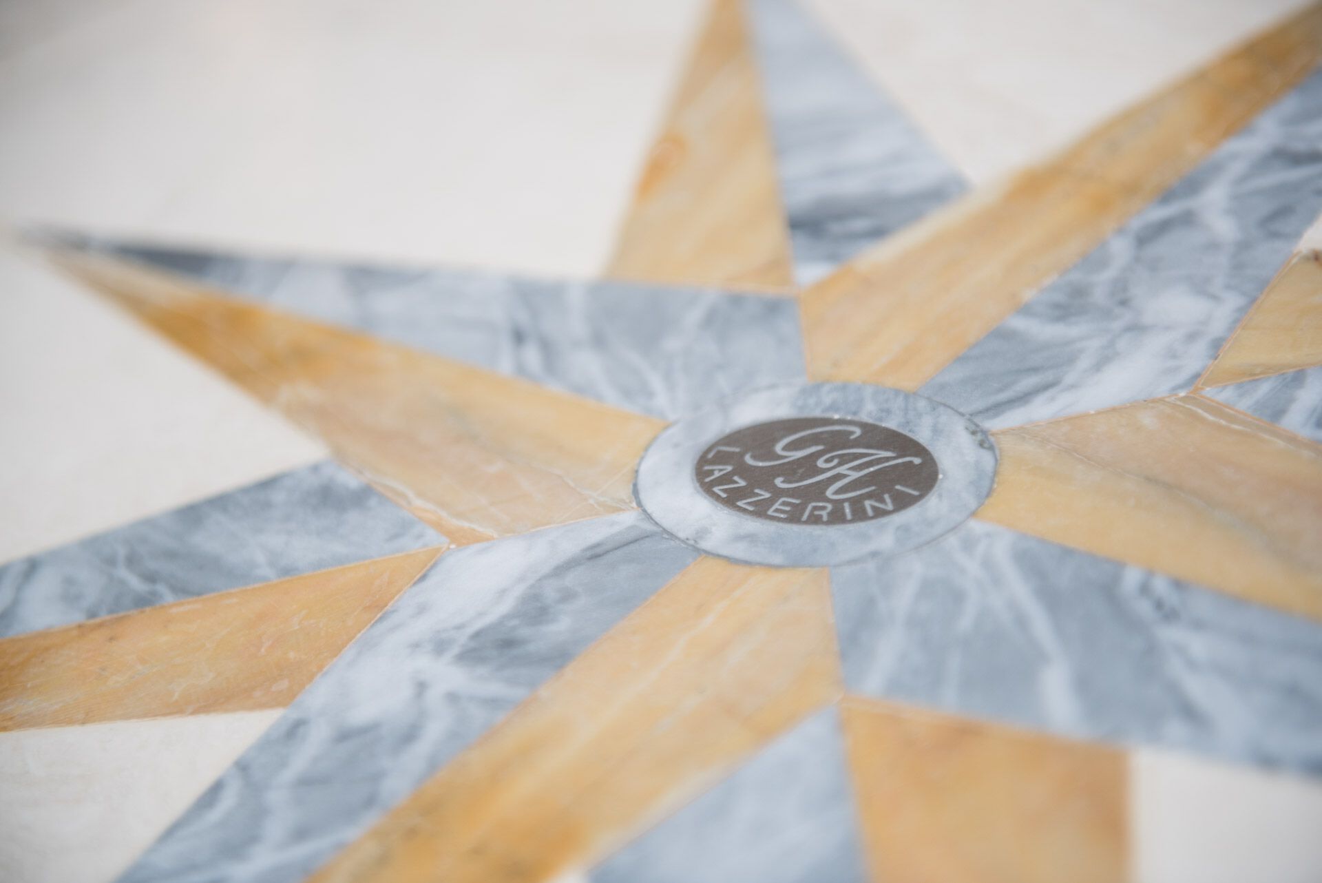 Круглый каменный садовый стол GH LAZZERINI Tavolo in pietra 12 ARCH-00092441 - Вид №1