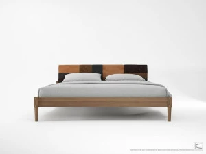 KARPENTER Деревянная кровать размера «queen-size» с мягким изголовьем Katchwork