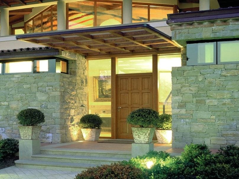 Наружная деревянная теплоизоляционная входная дверь Capoferri Serramenti SC80-100 ARCH-00109055 - Вид №1