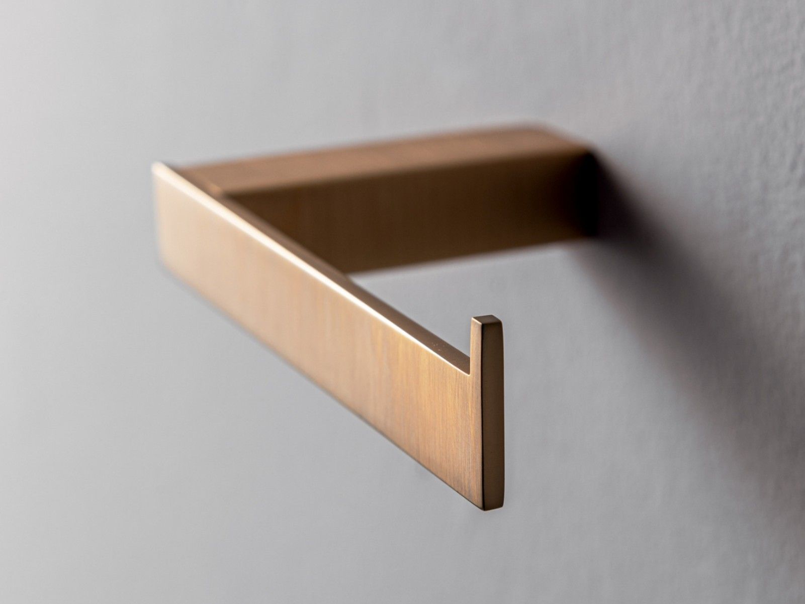 Латунный держатель рулона Rubinetterie Treemme Tag ARCH-00145877