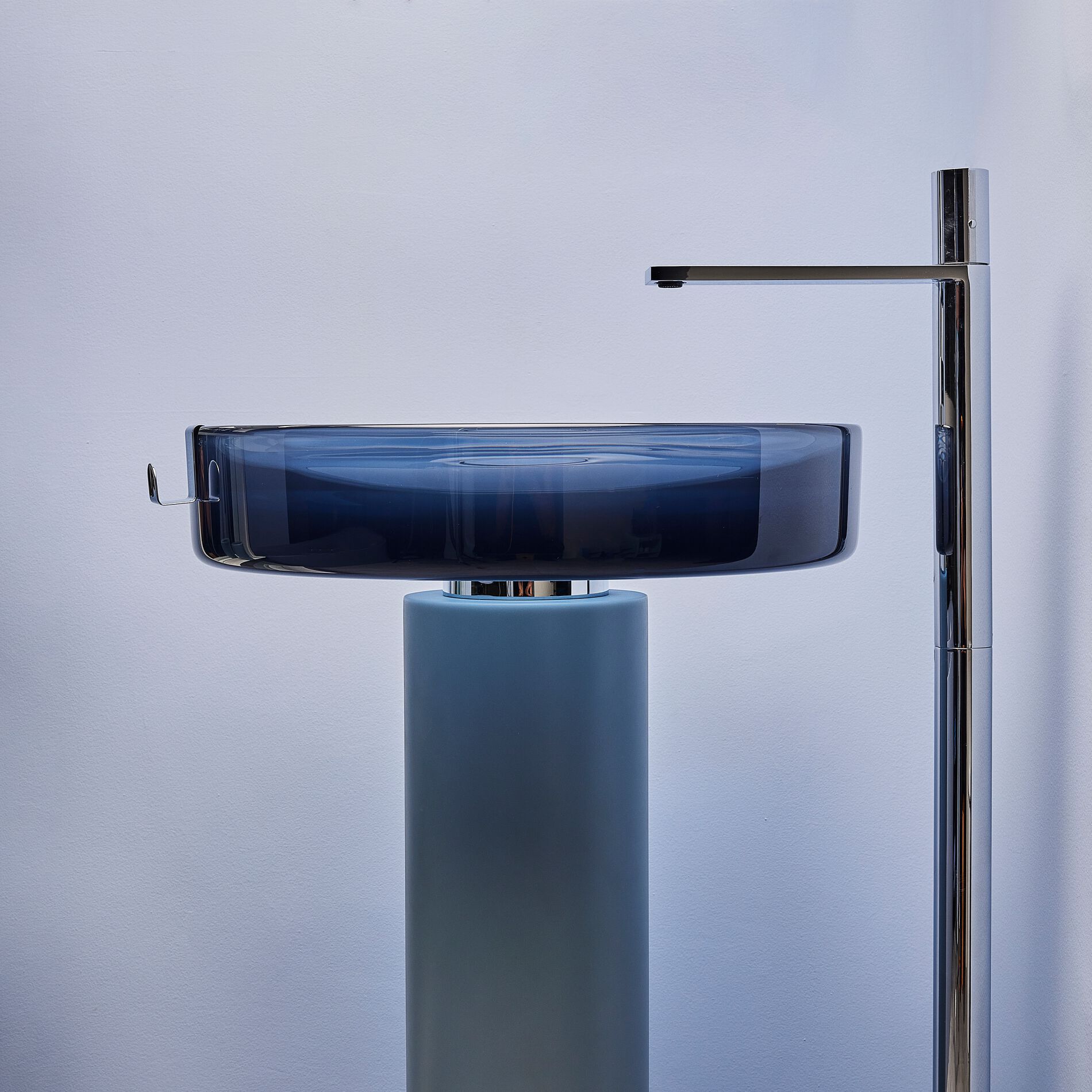 Круглая отдельно стоящая раковина из смолы Vallvé NILO ARCH-00018830 - Вид №2