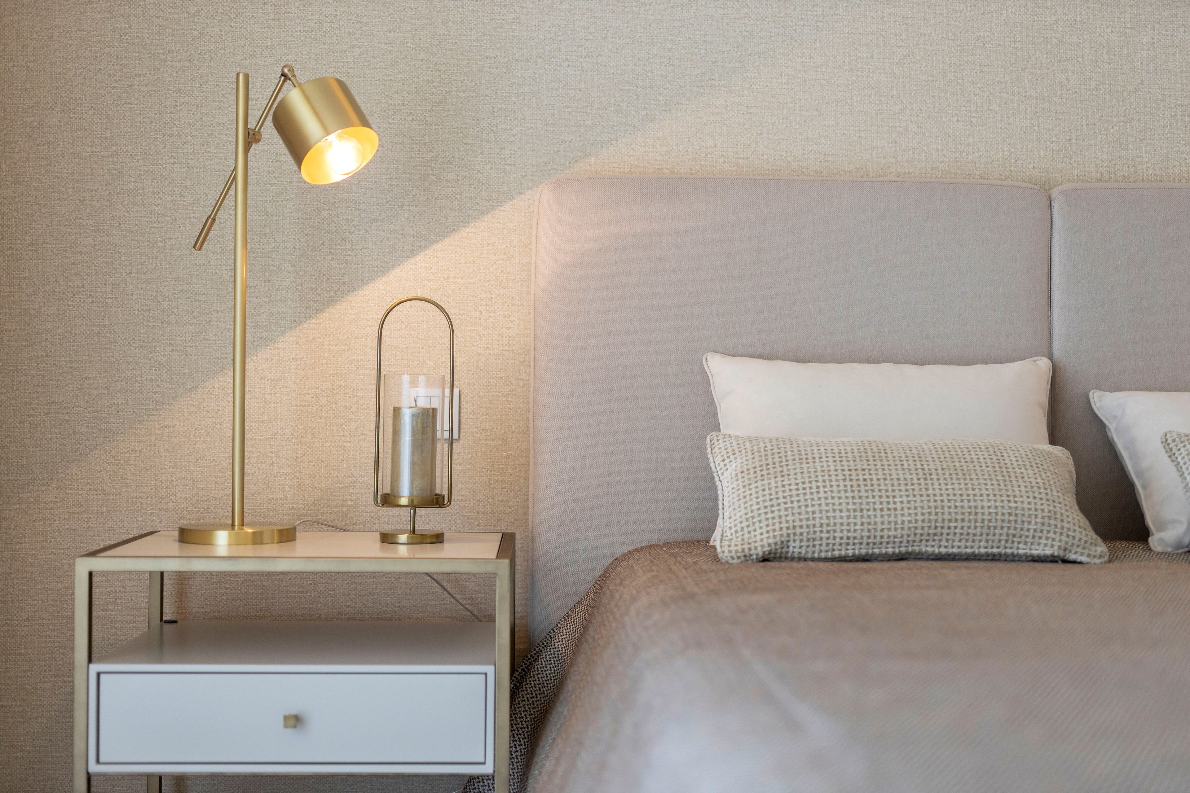 Прямоугольная прикроватная тумбочка из шпона с ящиками Stylish Club мост ARCH-00103665 - Вид №11