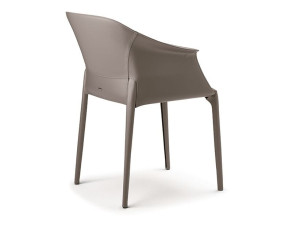 Кожаный стул с подлокотниками