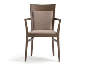 Мягкий стул из бука с подлокотниками