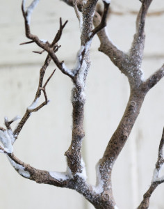 5364 799 a3 Искусственное украшение ветка со снегом, 75 см, матово-белый H-andreas