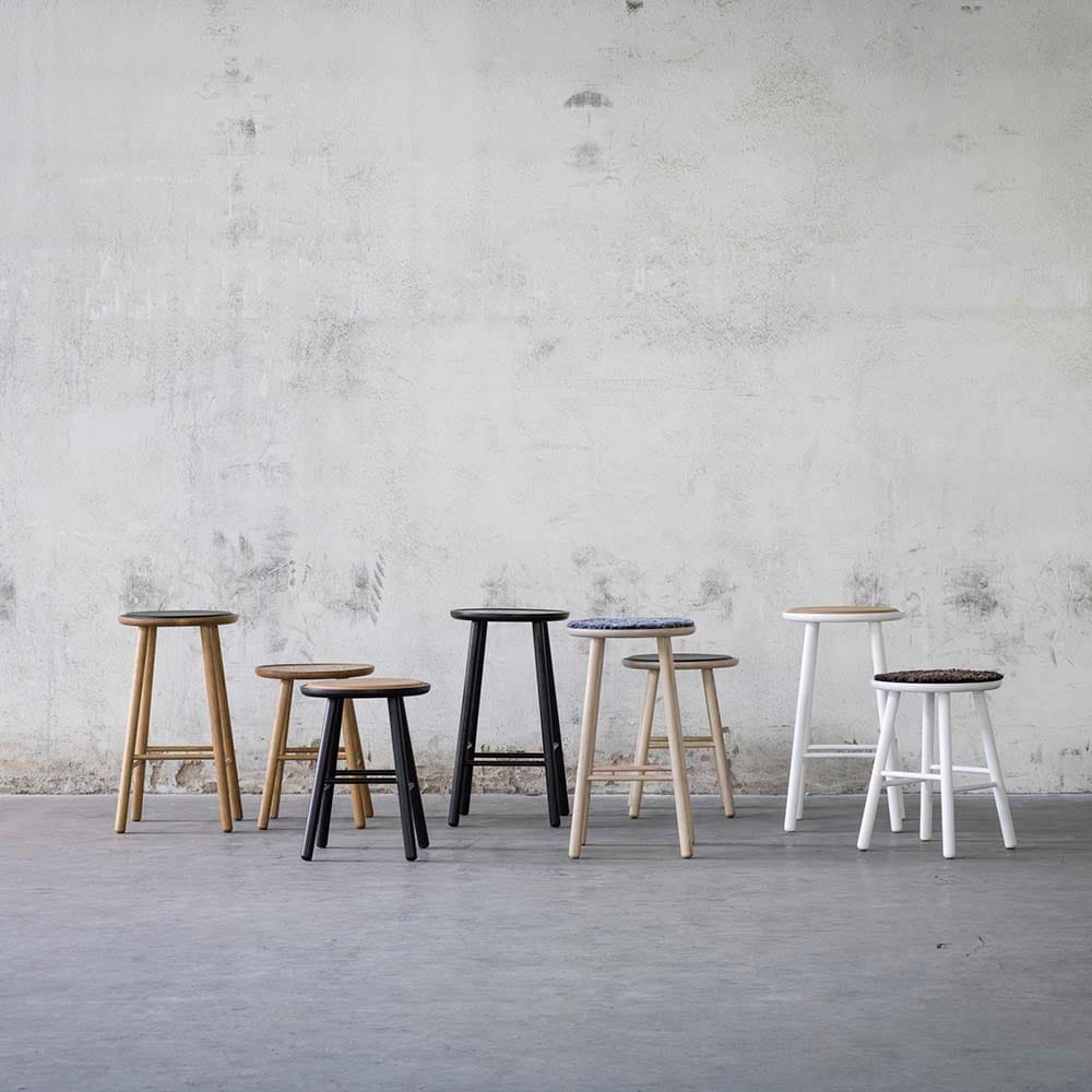 Высокий березовый стул с подставкой для ног Hans K ZigZag ARCH-00055671 - Вид №1