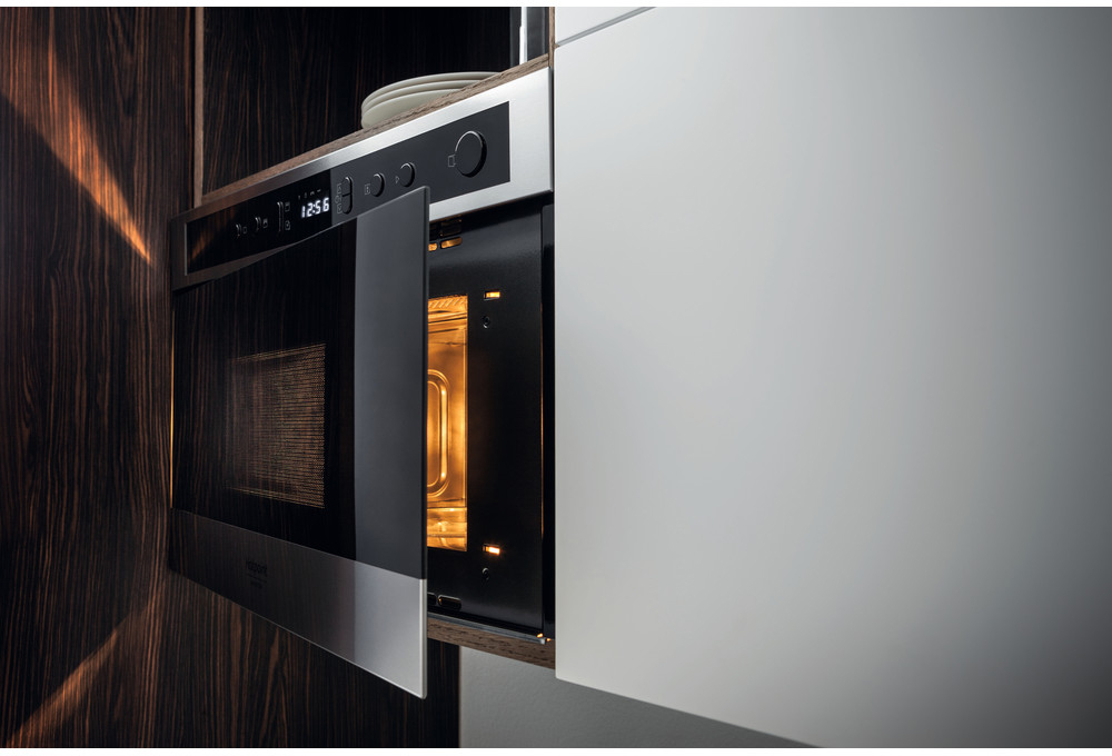 MN 513 IX HA 38,2 x 59,5 x 32 см, 22 л, 4 уровня мощности, технология multiwaves, dynamic defrost, гриль, дисплей, электронное управление, нержавеющая сталь Hotpoint-Ariston Santreyd  - Вид №4