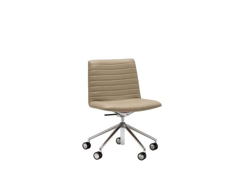 Офисное кресло с регулируемой высотой и колесами с 5 спицами Andreu World Flex Executive ARCH-00022629 - Вид №1