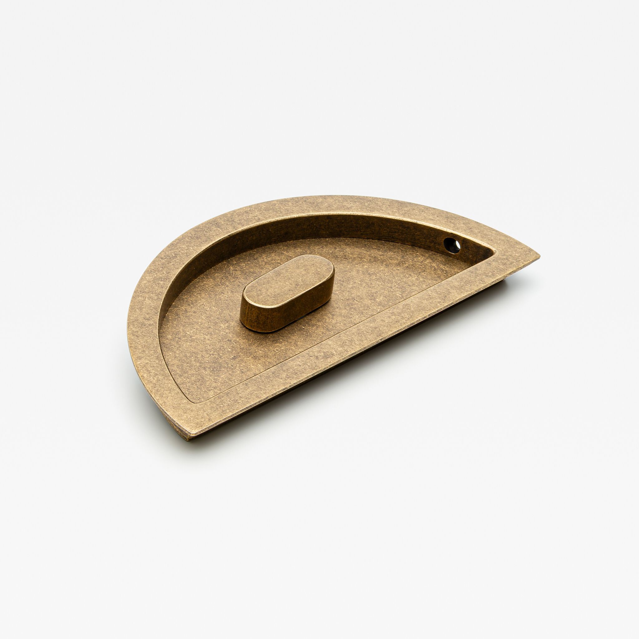 Латунная утопленная ручка Lo & Co Interiors Flush Pull ARCH-00132340 - Вид №19