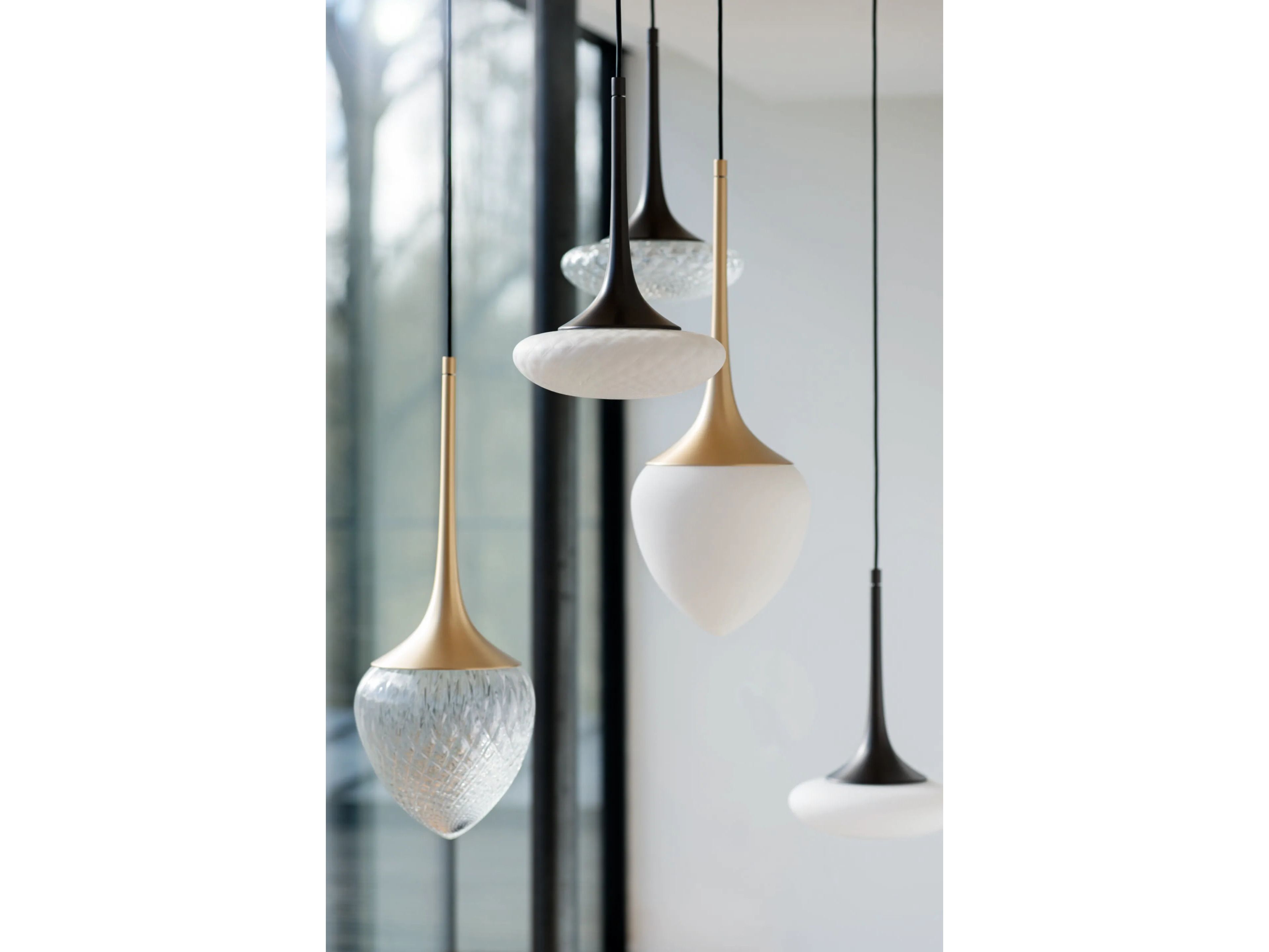 Латунный светодиодный подвесной светильник CVL Luminaires Луи ARCH-00104392 - Вид №8