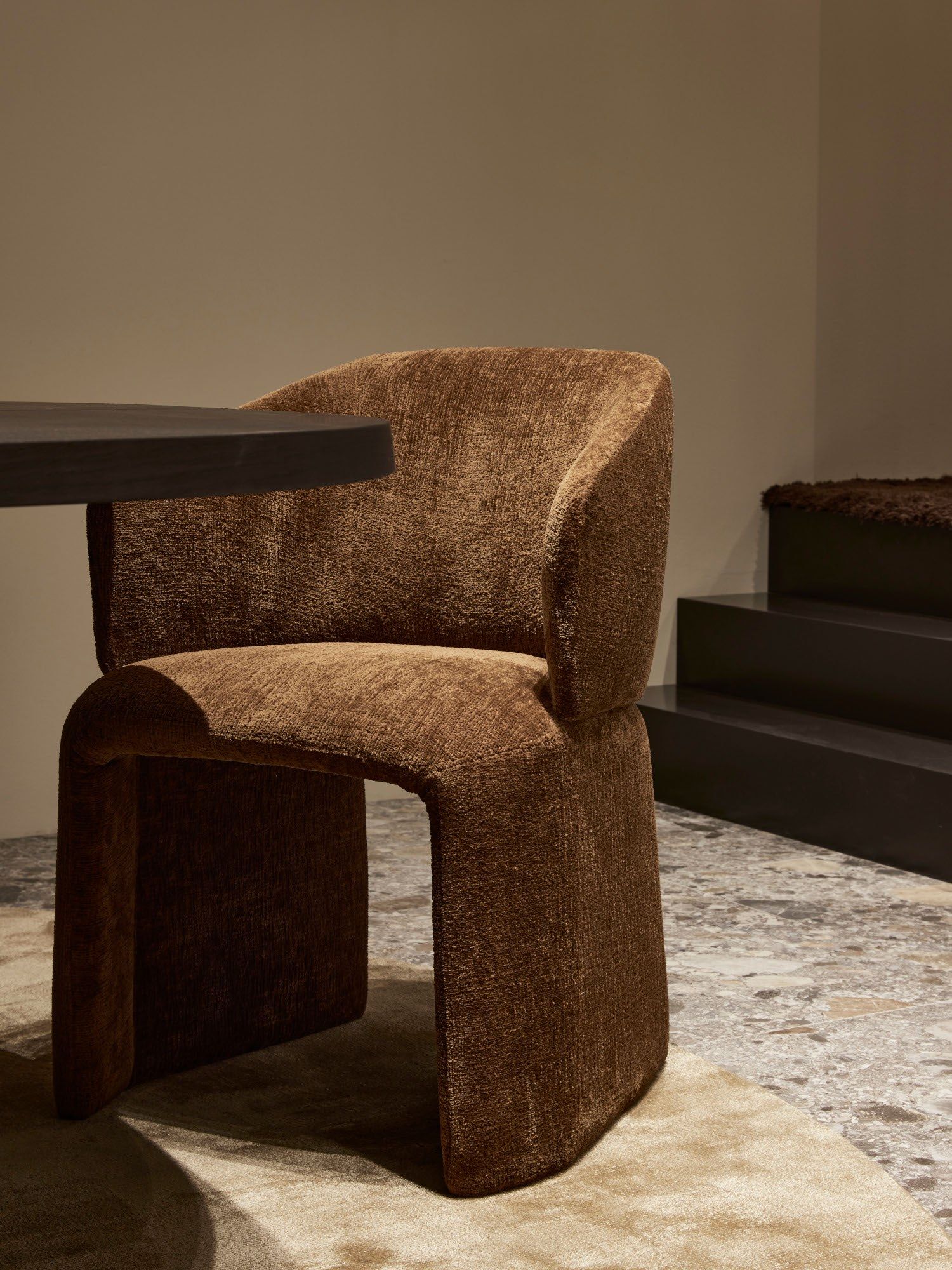 Мягкий тканевый стул с подлокотниками Linteloo Icarus ARCH-00028559 - Вид №5