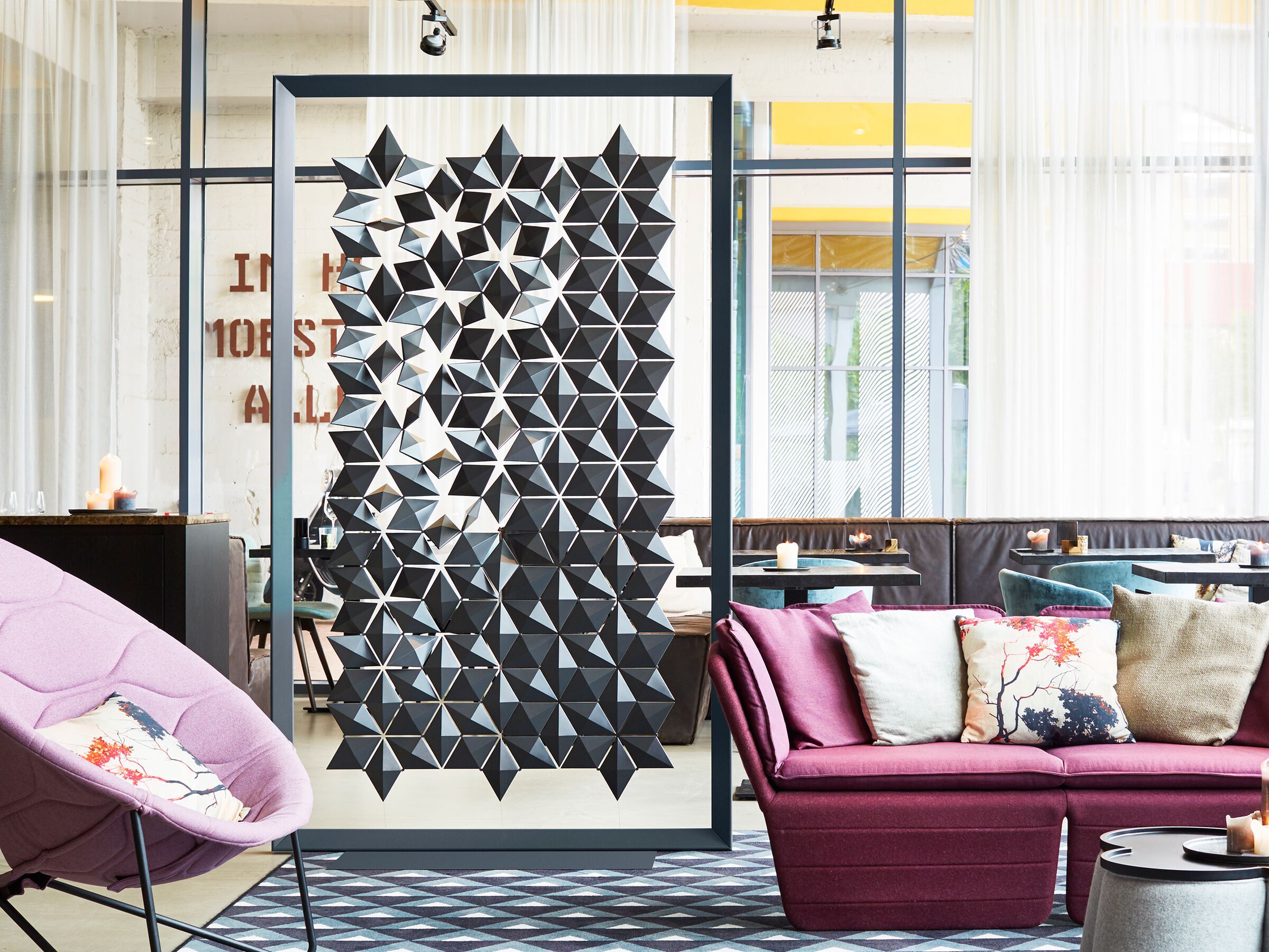 Отдельно стоящая перегородка bloomming FACET 136x220cm in grafite ARCH-00070957