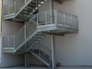 BALDASSAR GRILLS - Лестницы на гриле