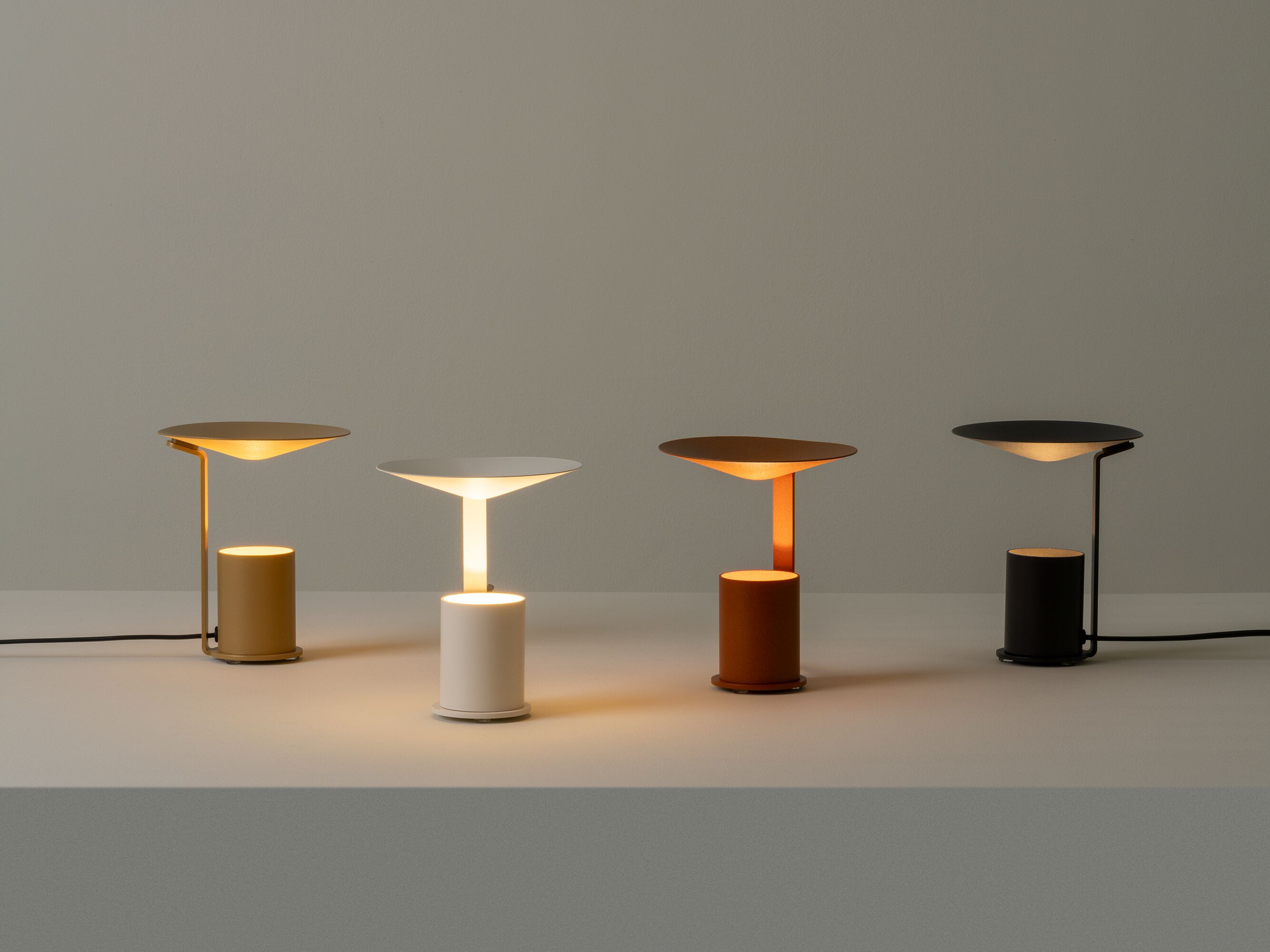 Алюминиевая настольная лампа Milan Iluminacion MOKKA ARCH-00053480 - Вид №4