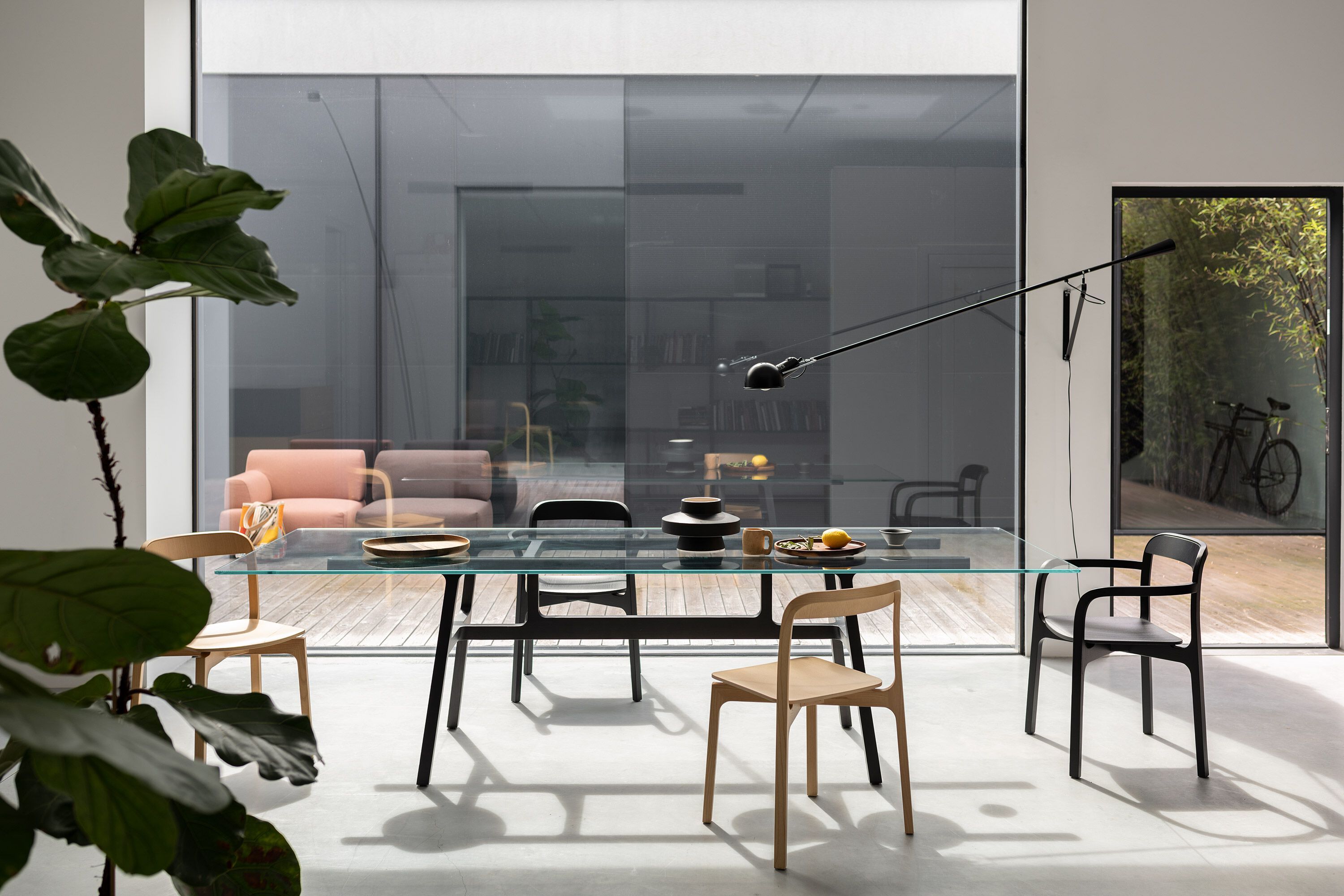 Штабелируемый стул из ясеня с подлокотниками Kristalia Contorna ARCH-00088242 - Вид №2