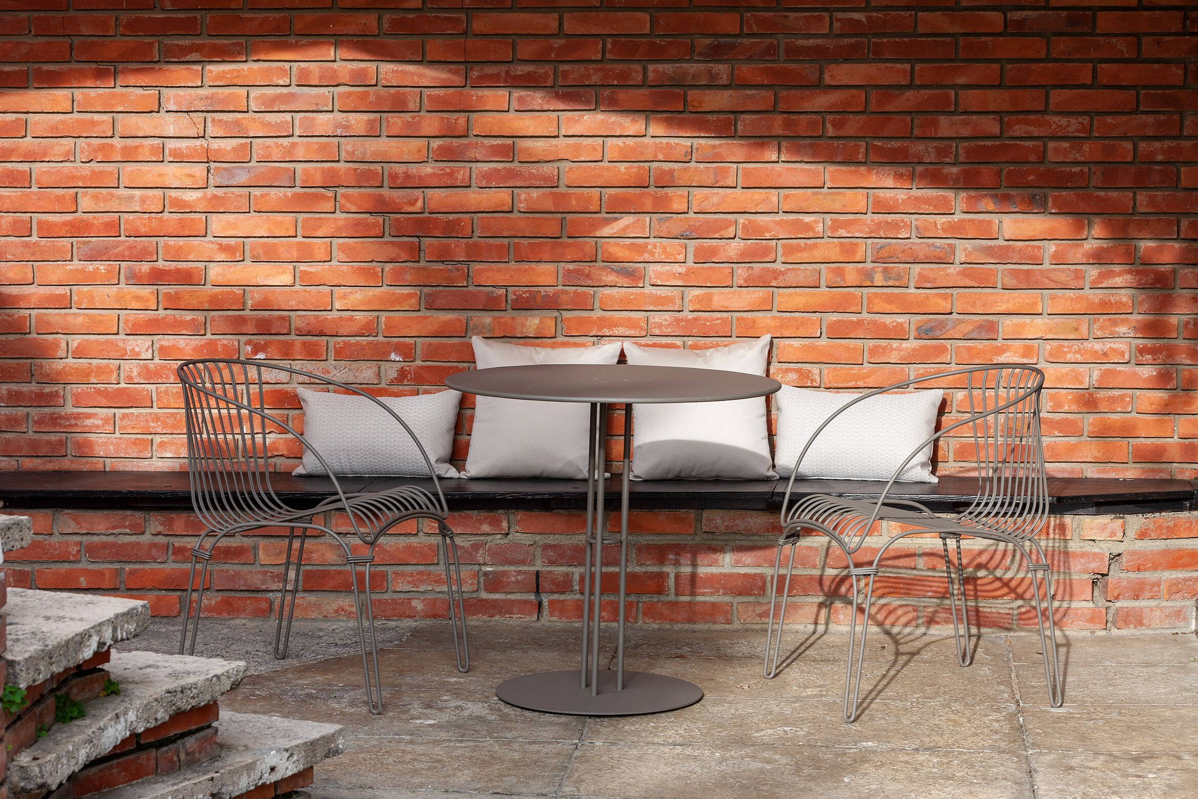 Стальной стул с подлокотниками iSimar Colonial ARCH-00124637 - Вид №3