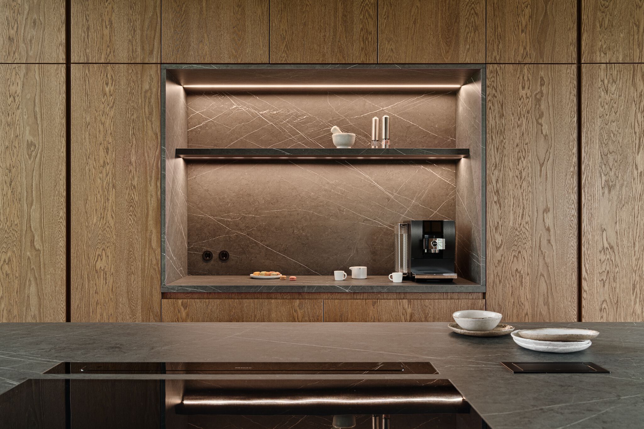 Деревянная и каменная кухня с островом Zajc Z4 ARCH-00043793 - Вид №4