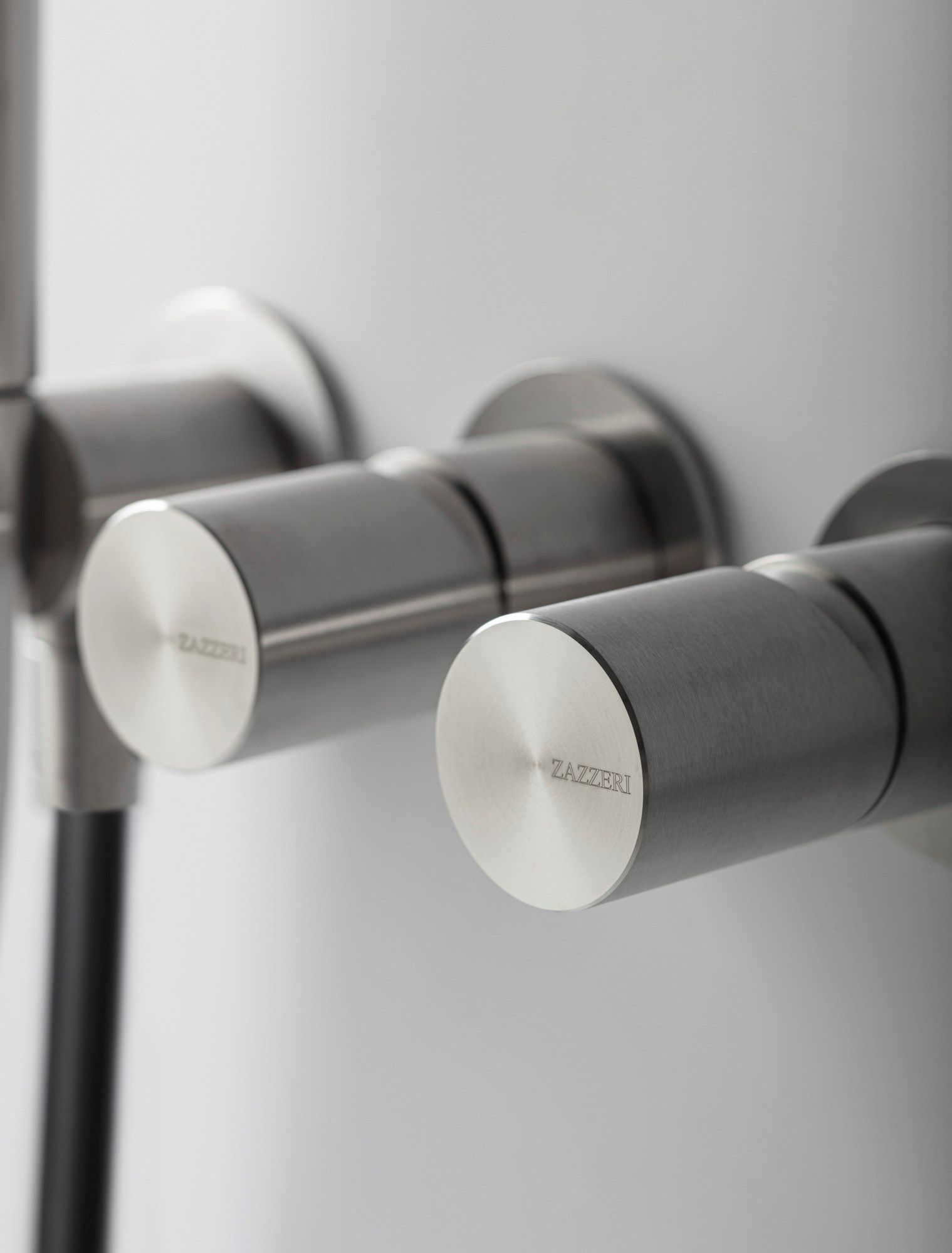 Смеситель для душа из нержавеющей стали с ручным душем Zazzeri Q316 ARCH-00025960 - Вид №1