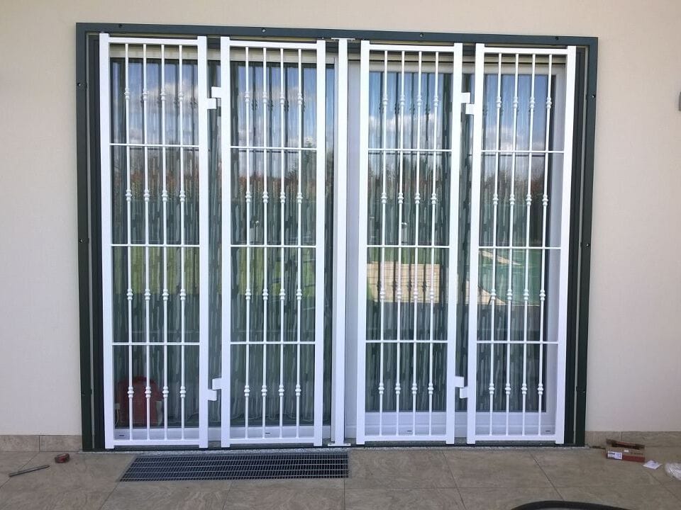 Железные перила безопасности Centro Inferriate Grate di sicurezza ARCH-00012163