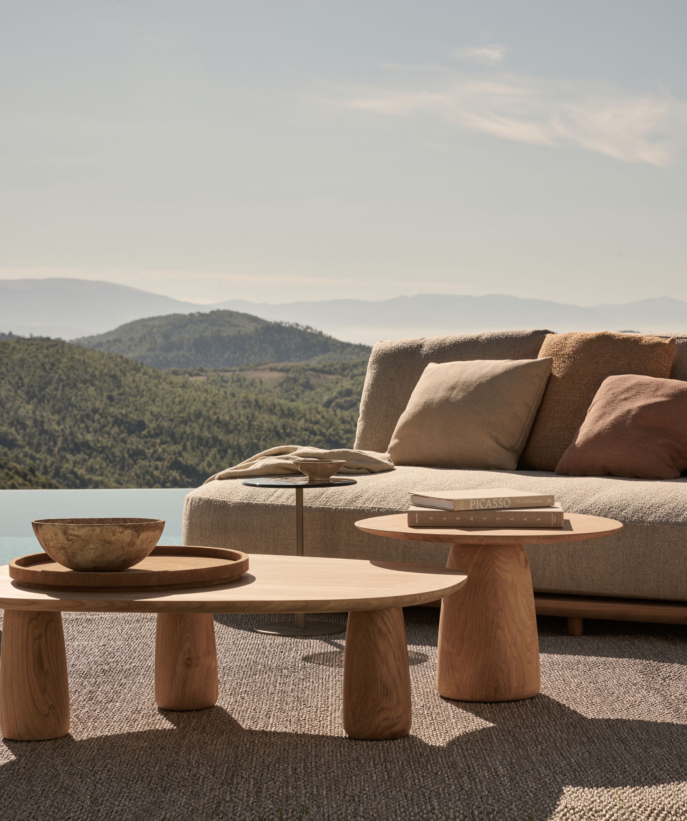 Круглый низкий стол из тикового дерева TRIBÙ дюны ARCH-00061689 - Вид №2