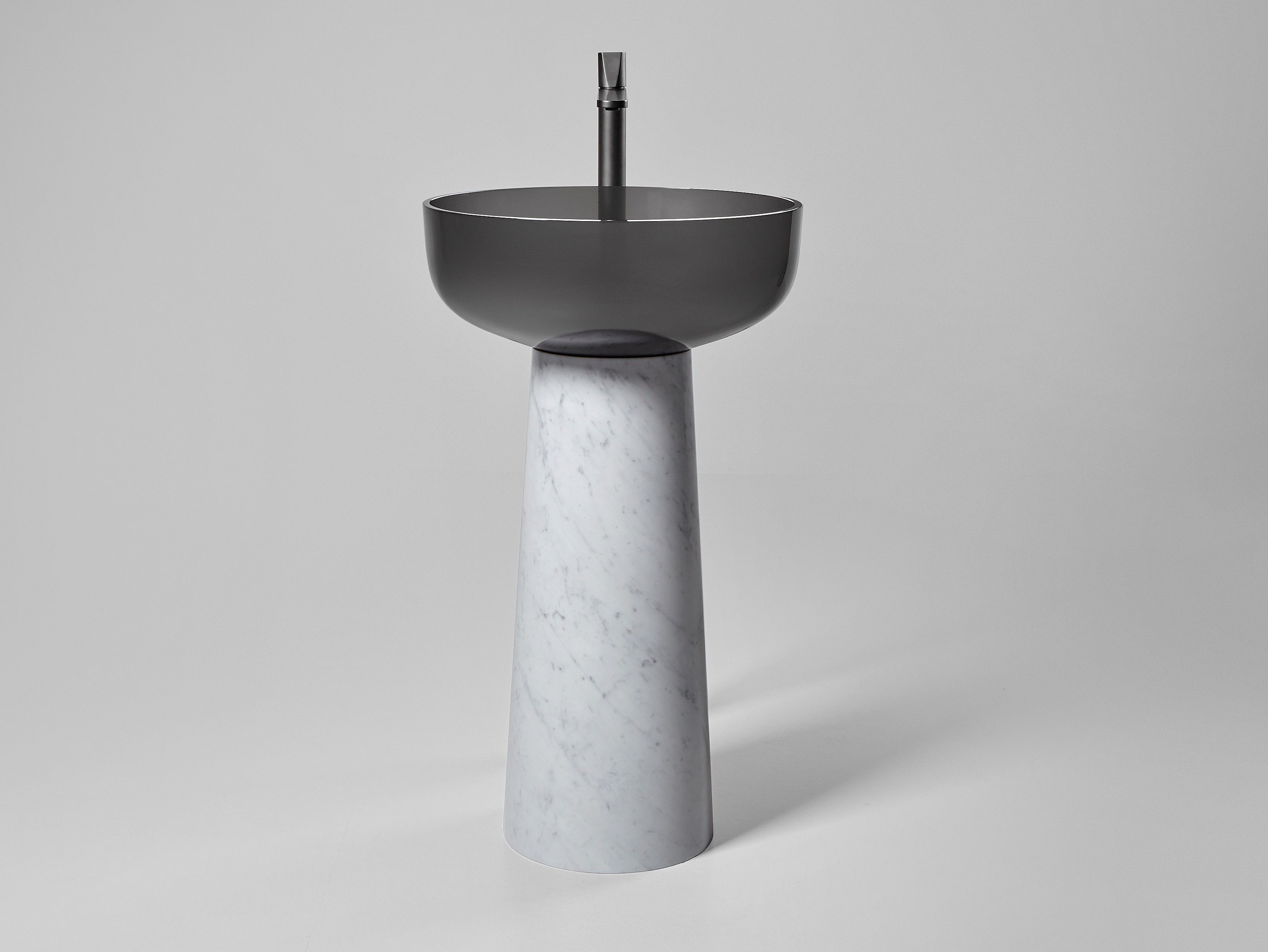 Каррарский мрамор отдельно стоящий круглый умывальник Antoniolupi ALBUME10 + ALBUME21 ARCH-00067725