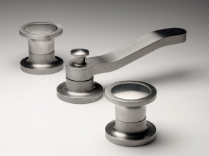 Смеситель для раковины с поворотным горлышком