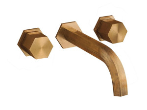 Настенный смеситель для раковины с 3 отверстиями