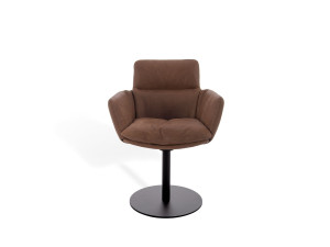 Вращающийся мягкий стул с подлокотниками