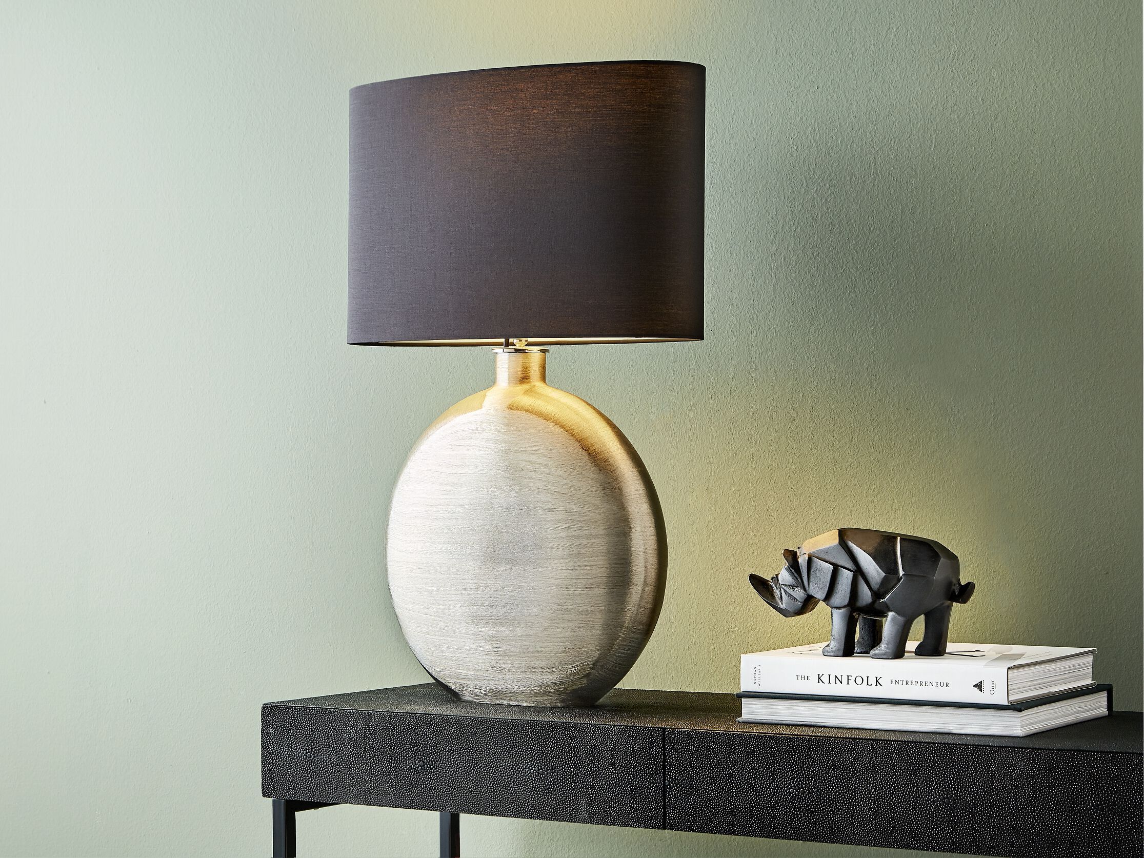 Алюминиевая настольная лампа LAMBERT BOTRERO ARCH-00098984