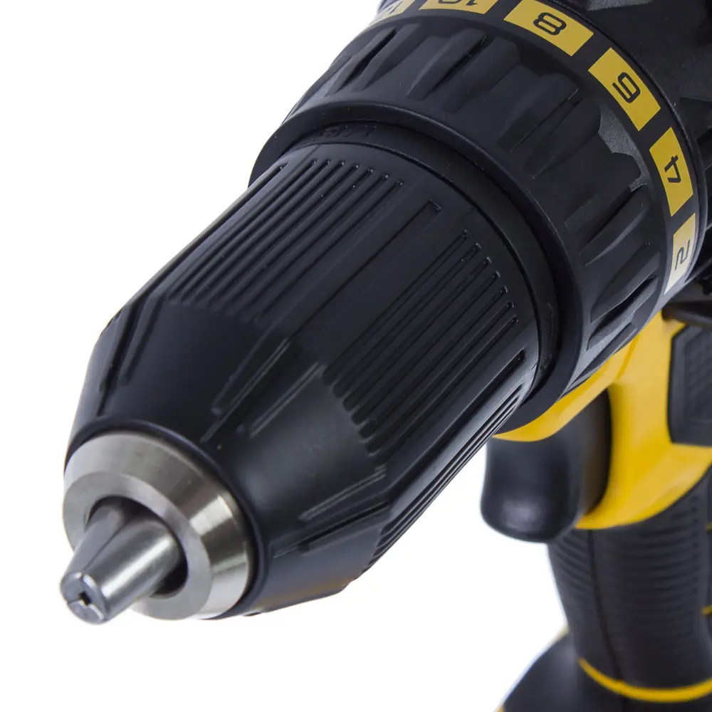 Шуруповерт аккумуляторный Stanley SCD20S2K 18 В Li-ion, 2x1.5 Ач STLM-2003895 - Вид №1