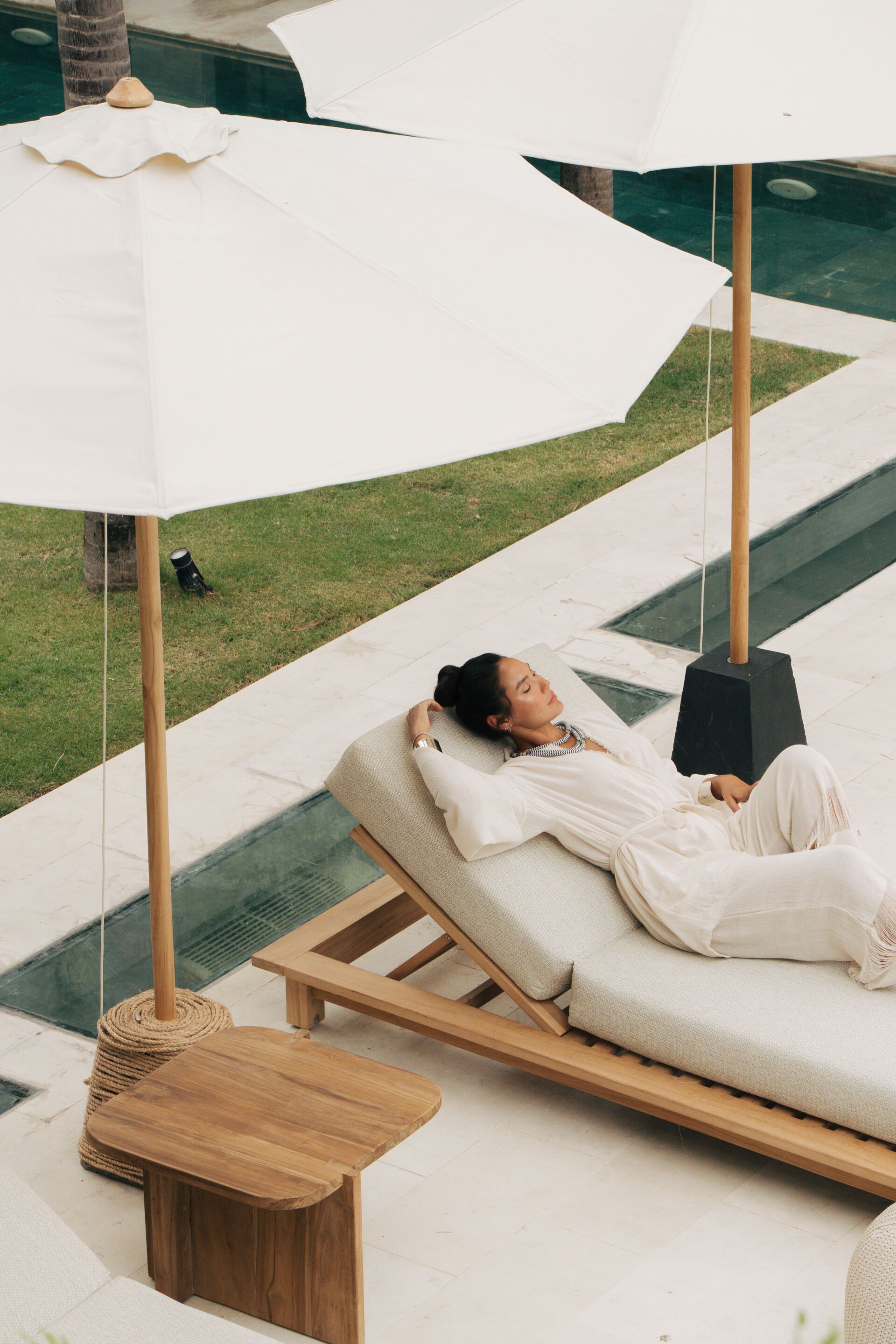 Низкий стол из тикового дерева cbdesign 70 ARCH-00070714 - Вид №4