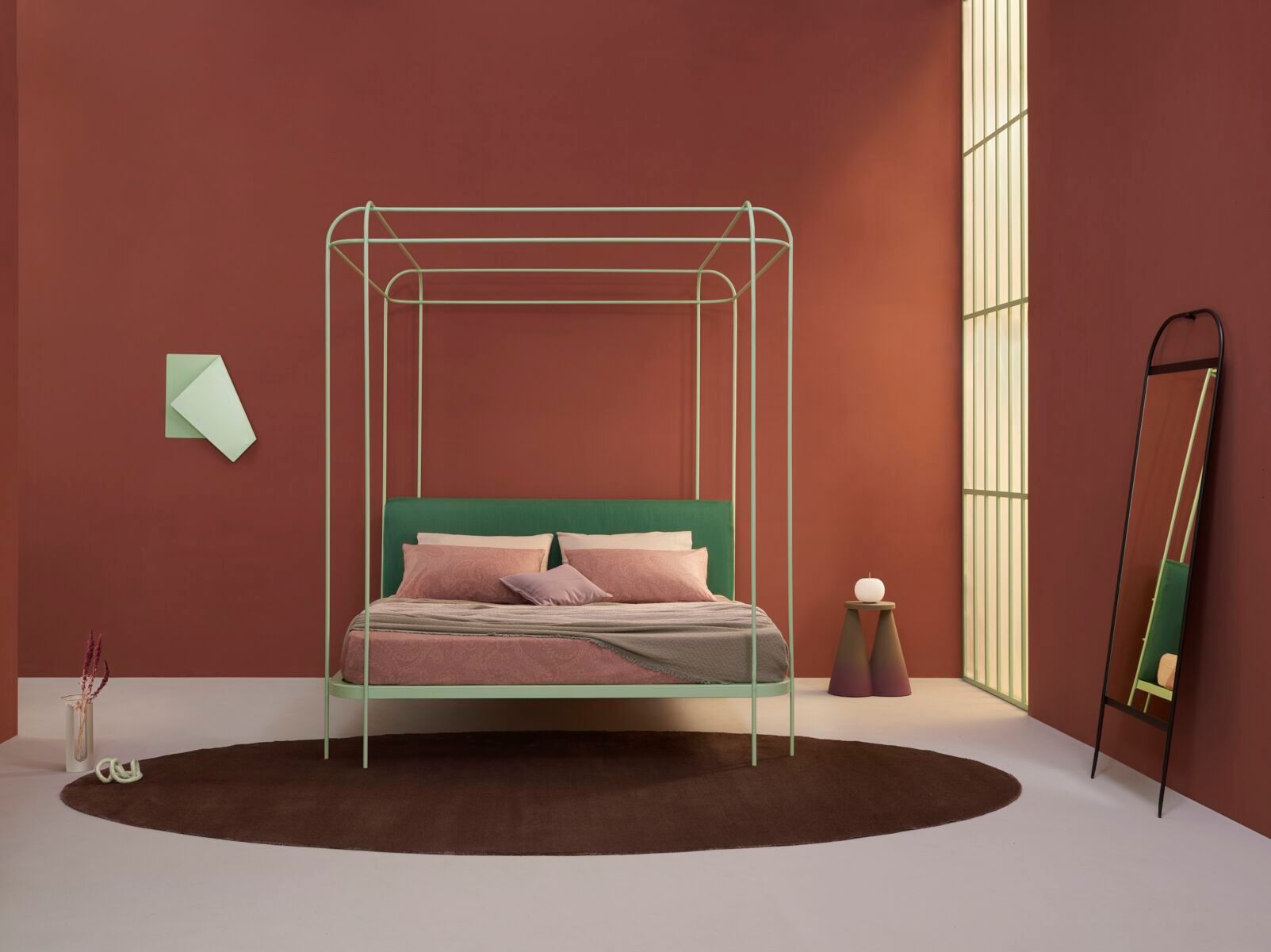 Двуспальная кровать из кованого железа с мягким изголовьем Lispi DEHORS ARCH-00035693