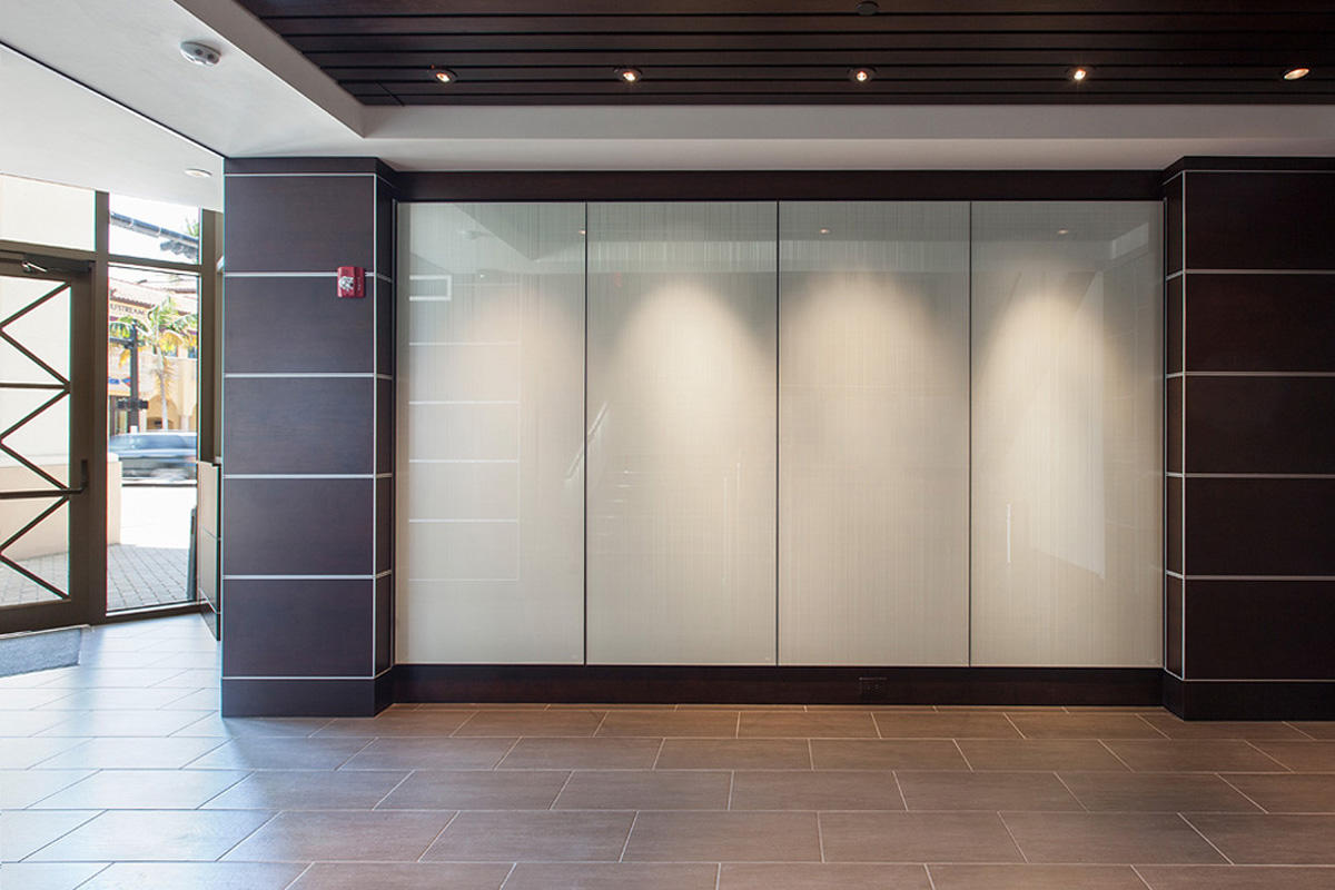 FSRT659 Система облицовки стен Levele с поплавковыми панелями из плавленого нейзильбера с отделкой из песчаника в доме regent, вашингтон, округ Колумбия Forms-surfaces  - Вид №2