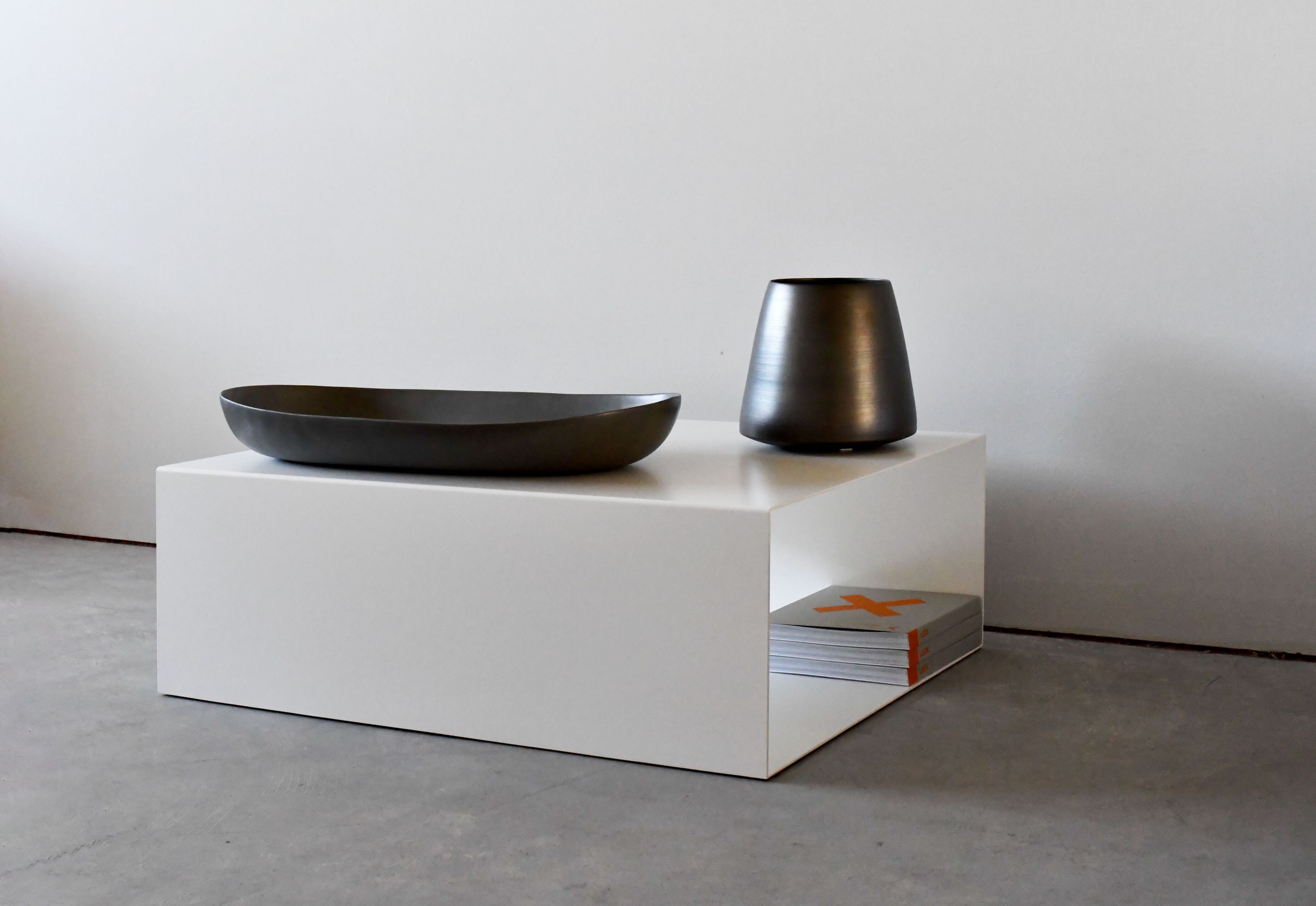 Тумбочка / журнальный столик из листового металла XAM SLIM 2 ARCH-00153214 - Вид №3