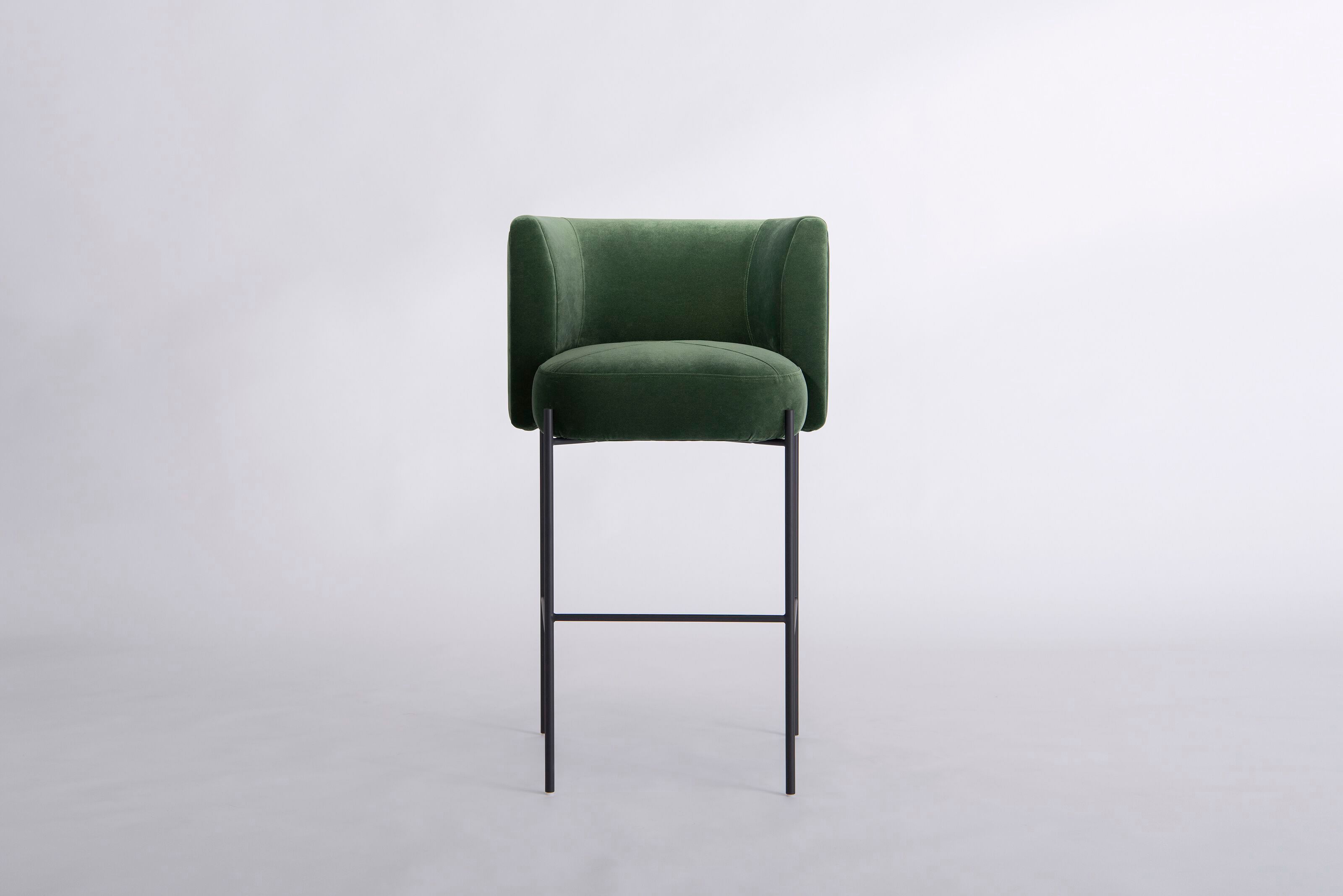 Высокий тканевый мягкий стул со спинкой Phase Design Capper ARCH-00130620