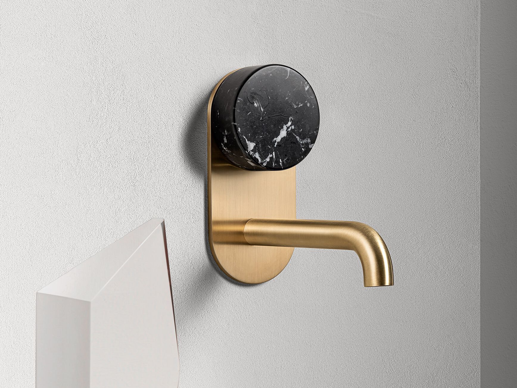 Латунный смеситель для раковины с 2 отверстиями QD Magistro Lab Eternal ARCH-00137227 - Вид №1