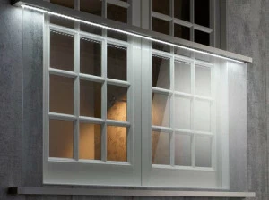 Q-RAILING ITALIA Стеклянный парапет со светодиодами для окон и балконов Easy glass®