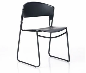 BBB Штабелируемый стул на салазках, покрытый лаком biogreen® и сталью  Agnsb