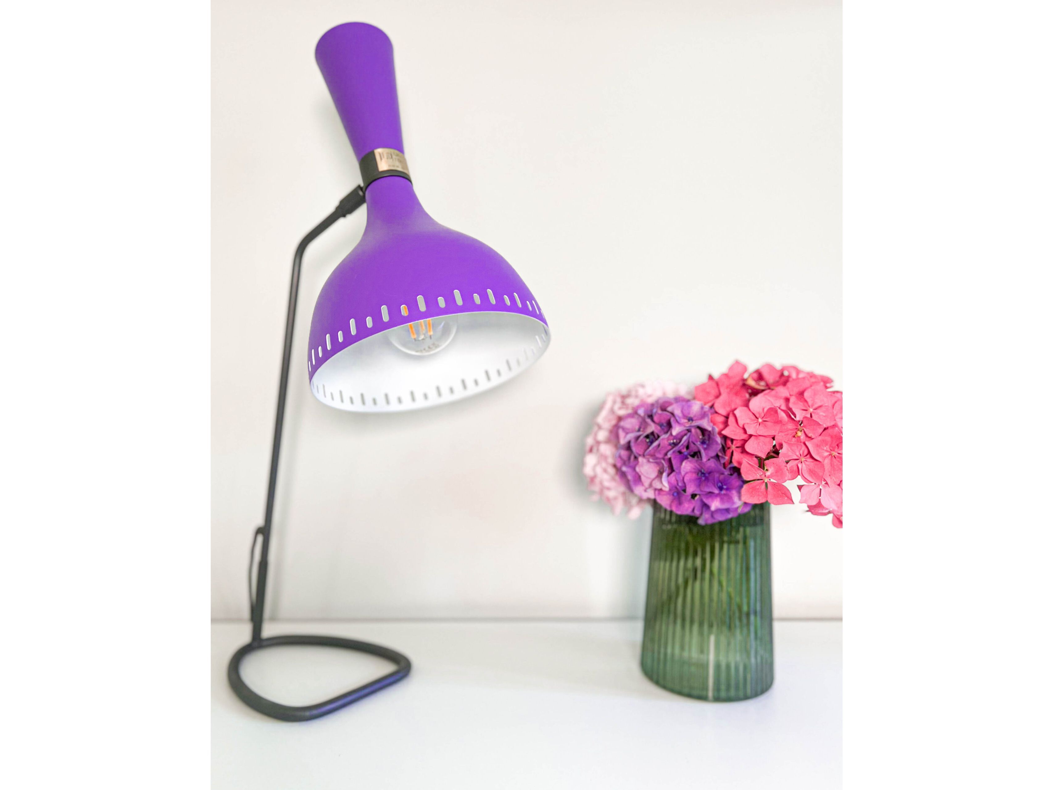 Металлическая светодиодная настольная лампа Lampex Italiana Bell ARCH-00087511 - Вид №3