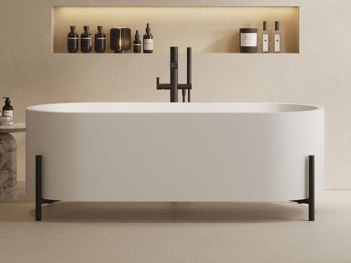 Ванна в центре комнаты в Mineral Stone® на ногах RILUXA MILANO ARCH-00029780