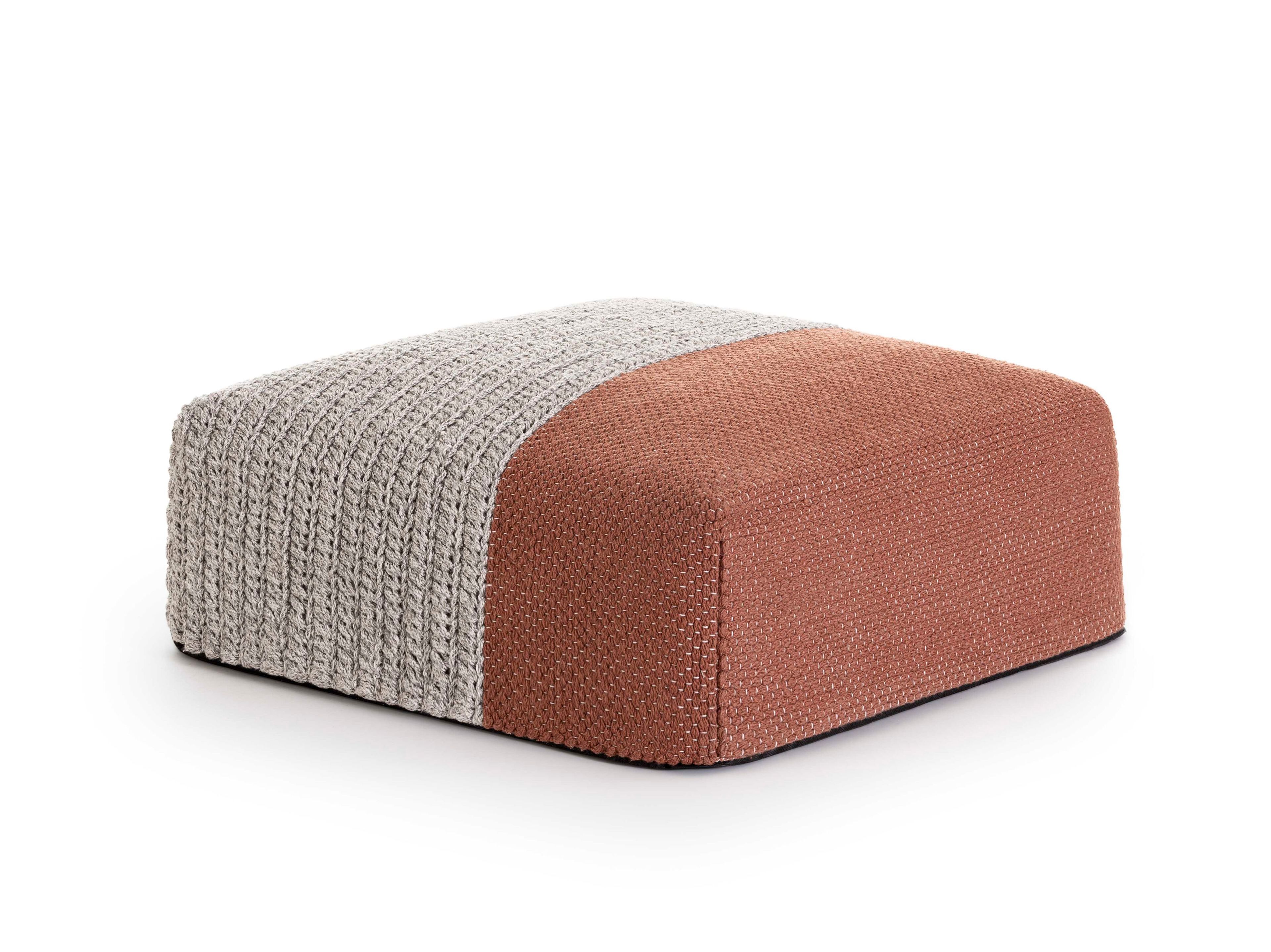 Переработанный ПЭТ квадратный садовый пуфик GAN Mangas Outdoor ARCH-00036754