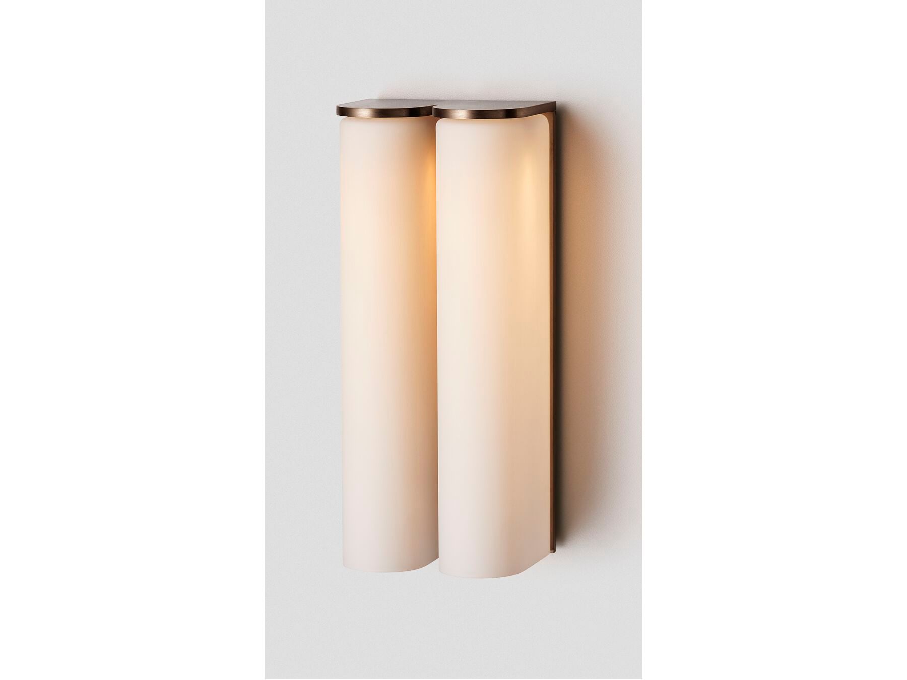 Светодиодный настенный светильник из опалового стекла Articolo Studios Slim ARCH-00063638