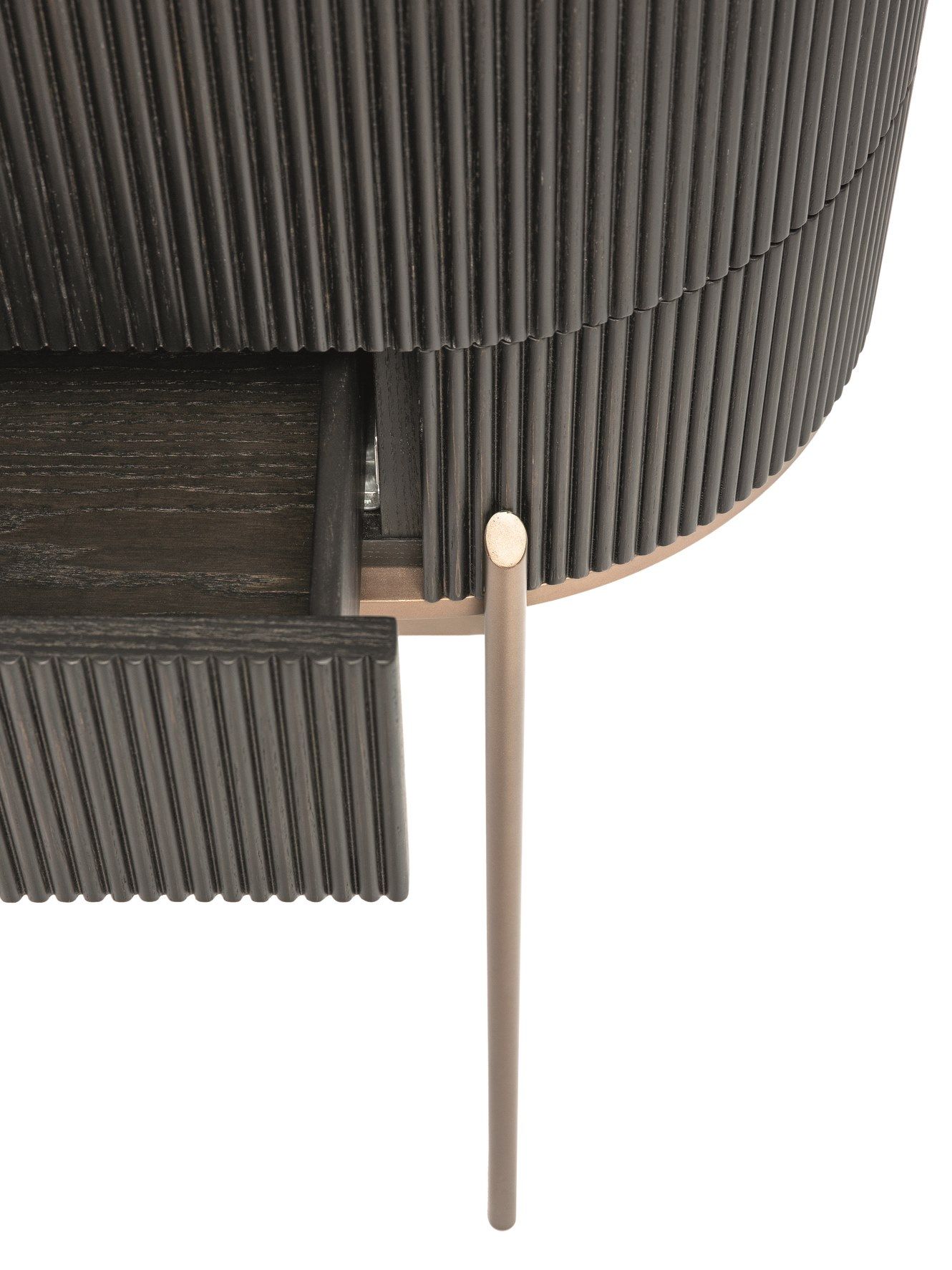 Деревянный шкаф с распашными дверцами Shake Hege ARCH-00129805 - Вид №1