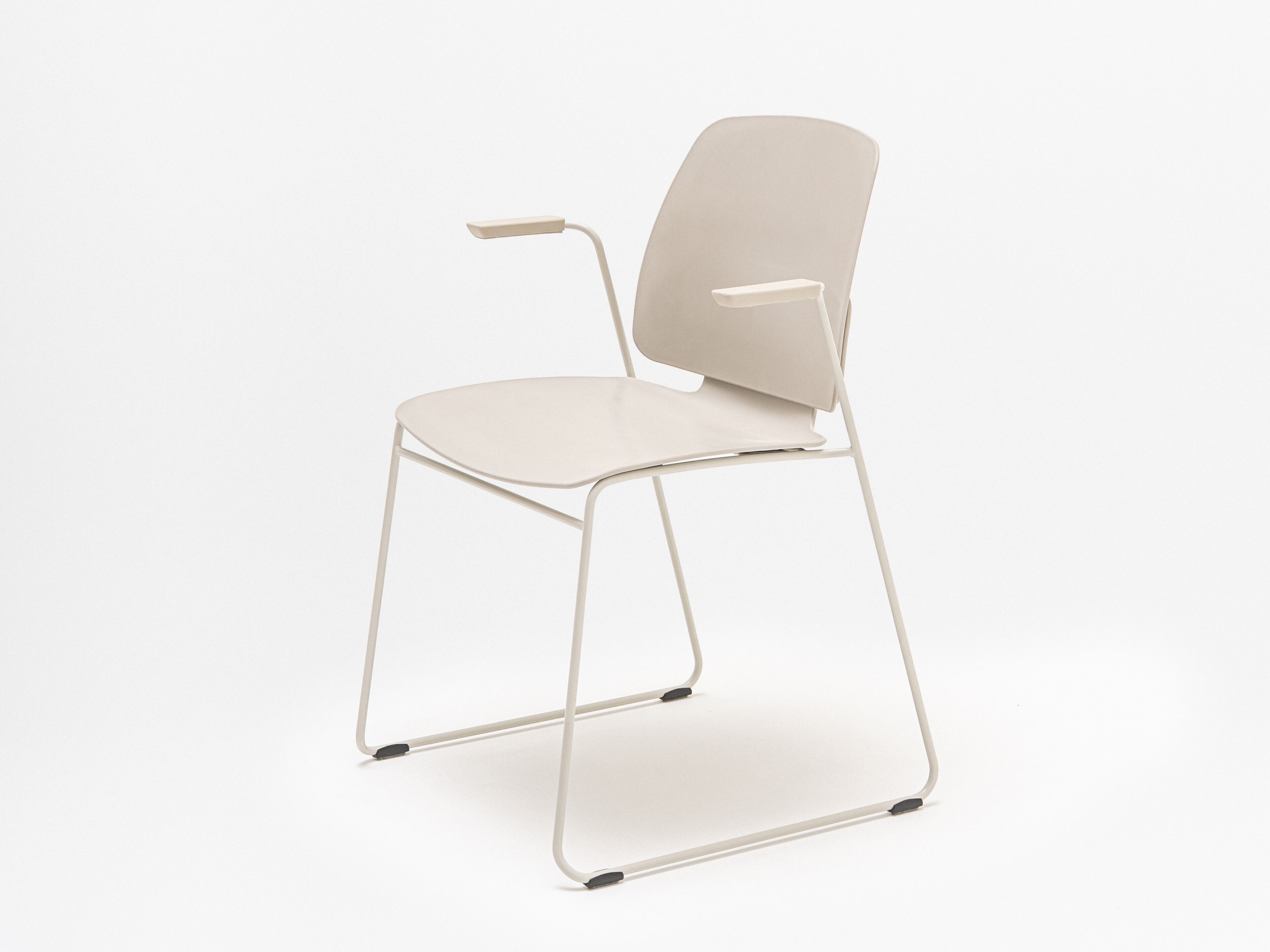 Штабелируемый стул для конференций с подлокотниками MDD LENA ARCH-00089190 - Вид №1