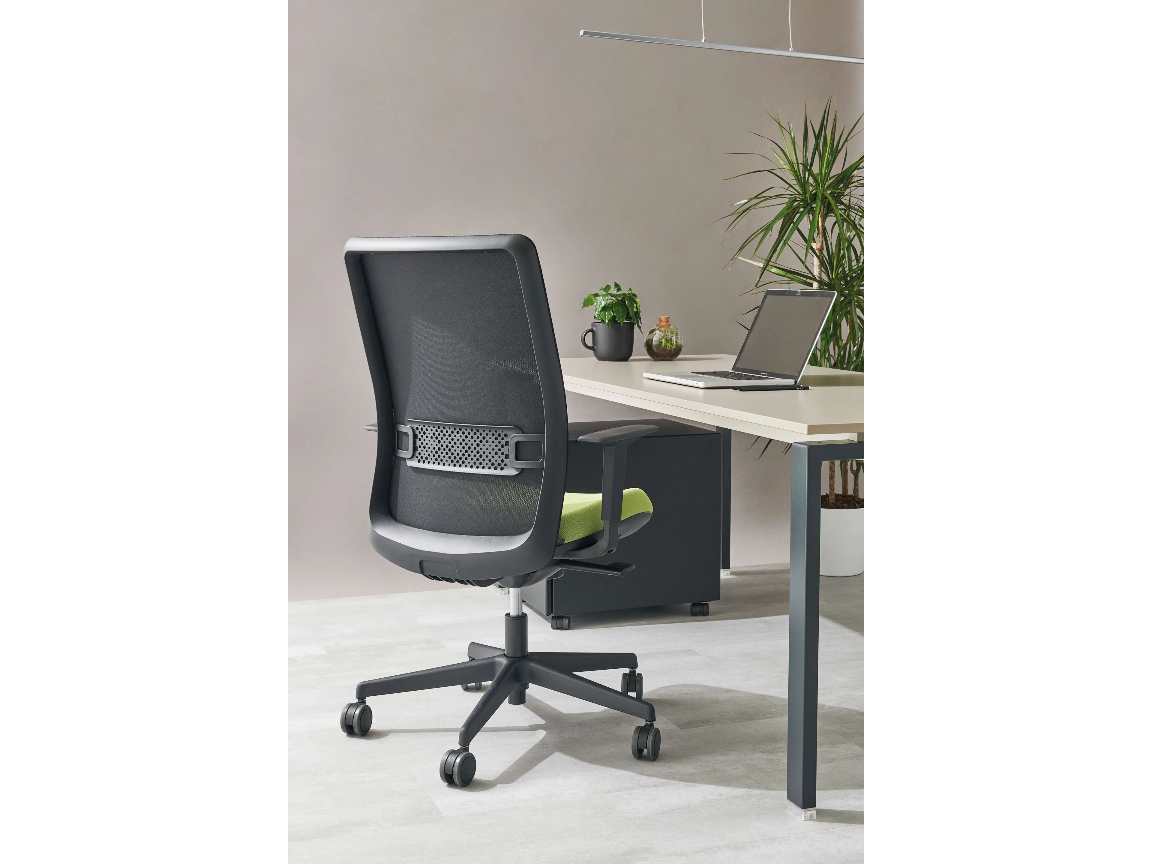 5 спиц регулируемая высота поворотный операционный офисный стул AP Factor Гаити ARCH-00114586 - Вид №4