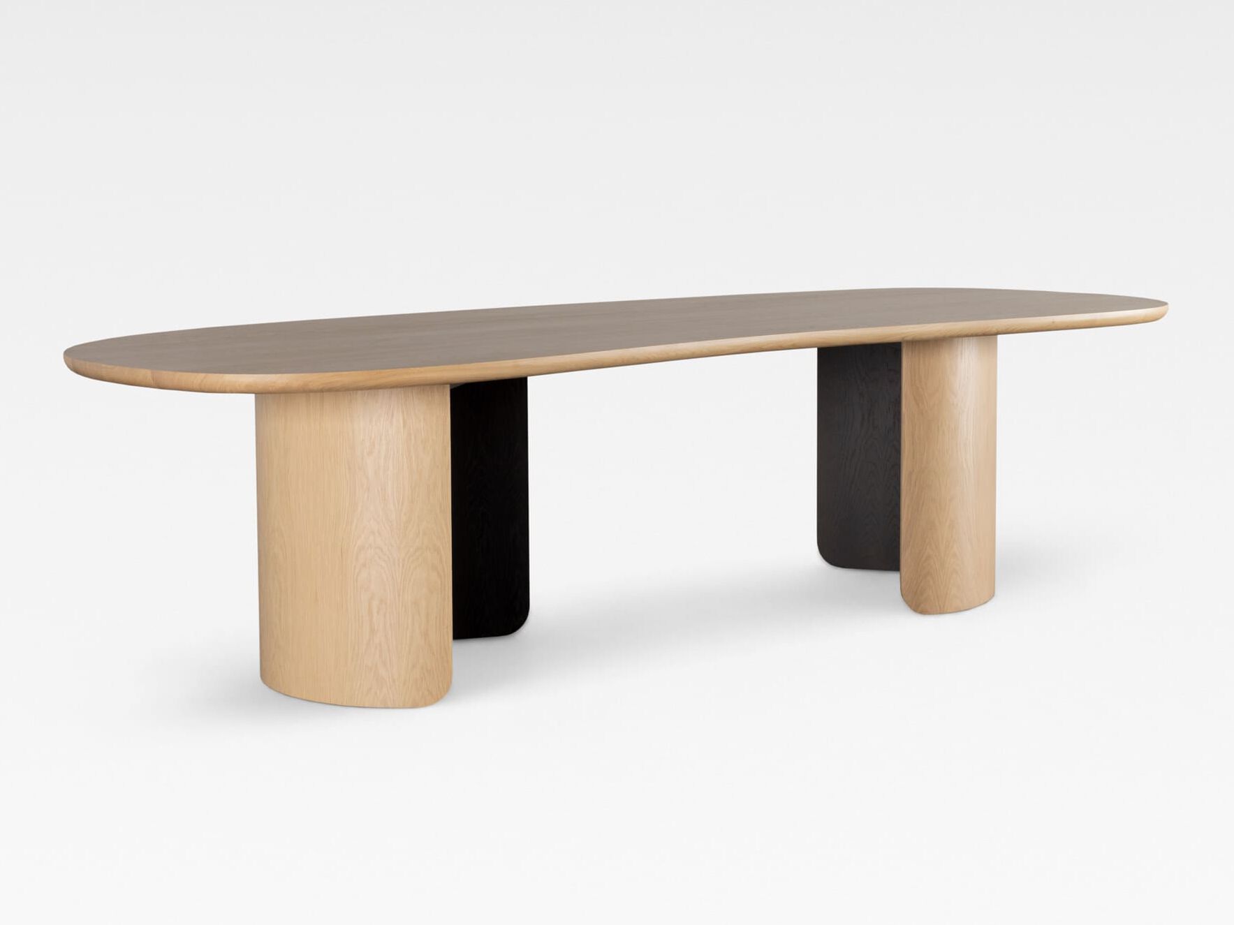 Овальный дубовый обеденный стол Greenapple Armona ARCH-00079882