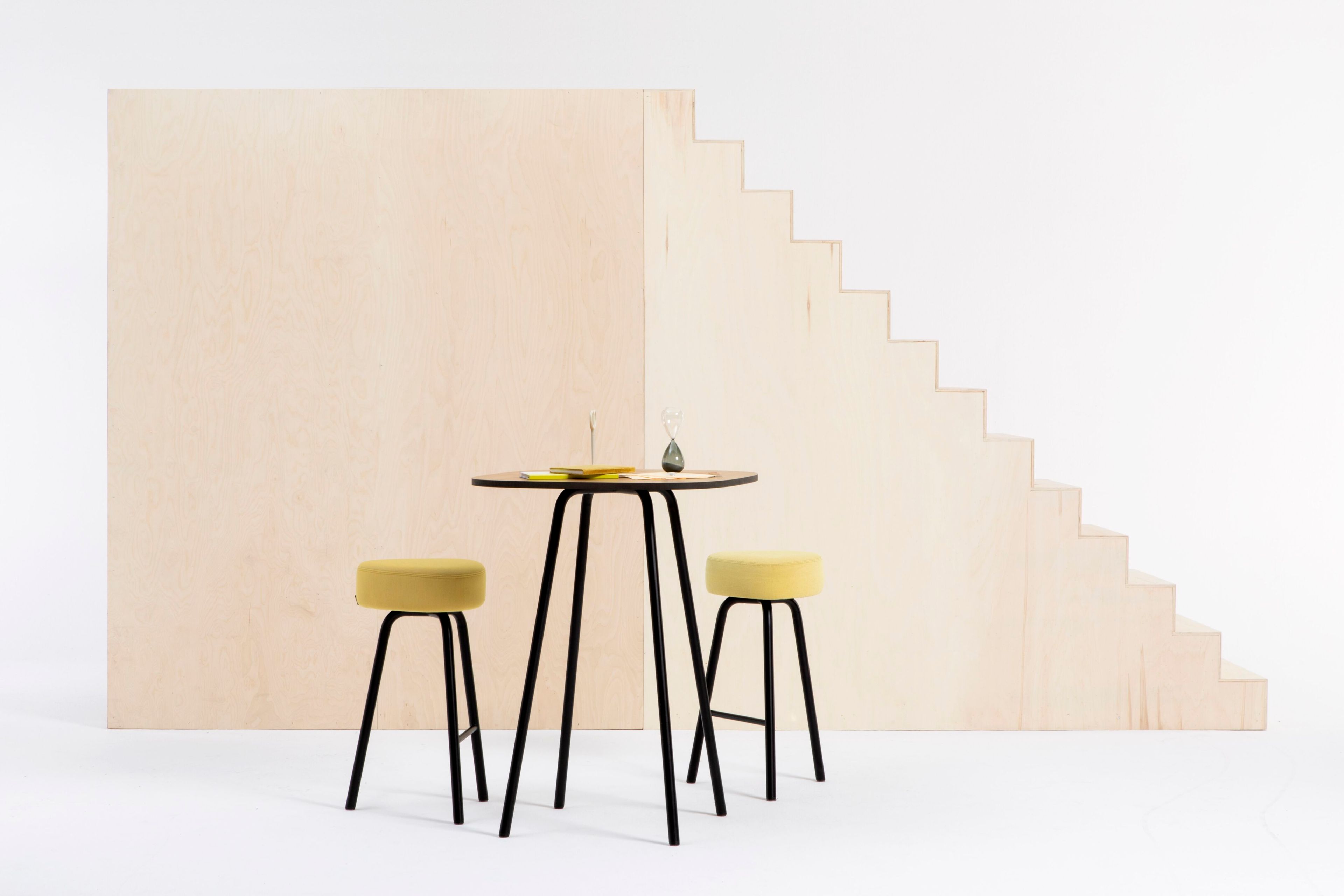 Высокий квадратный стол из стали и дерева Cascando Pully ARCH-00011307 - Вид №4